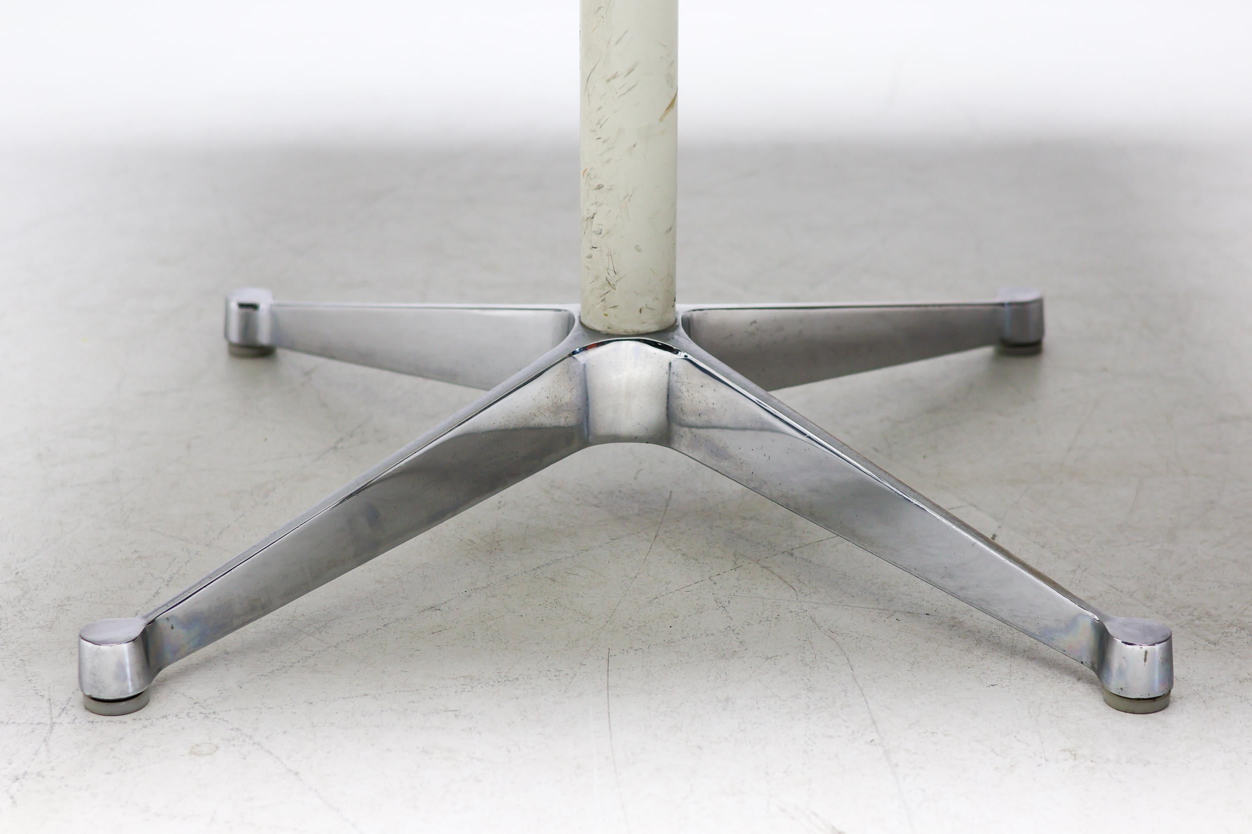 Mid-Century Modern Eames Contract Base Side Table For Sale
