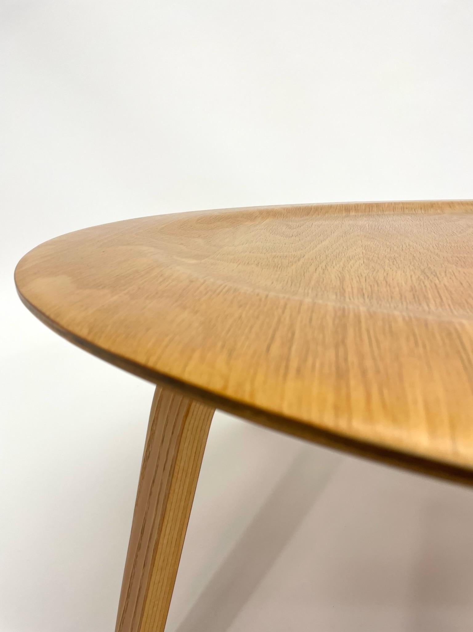 American Eames Ctw Coffee Table in Beech for Herman Miller, circa 1950