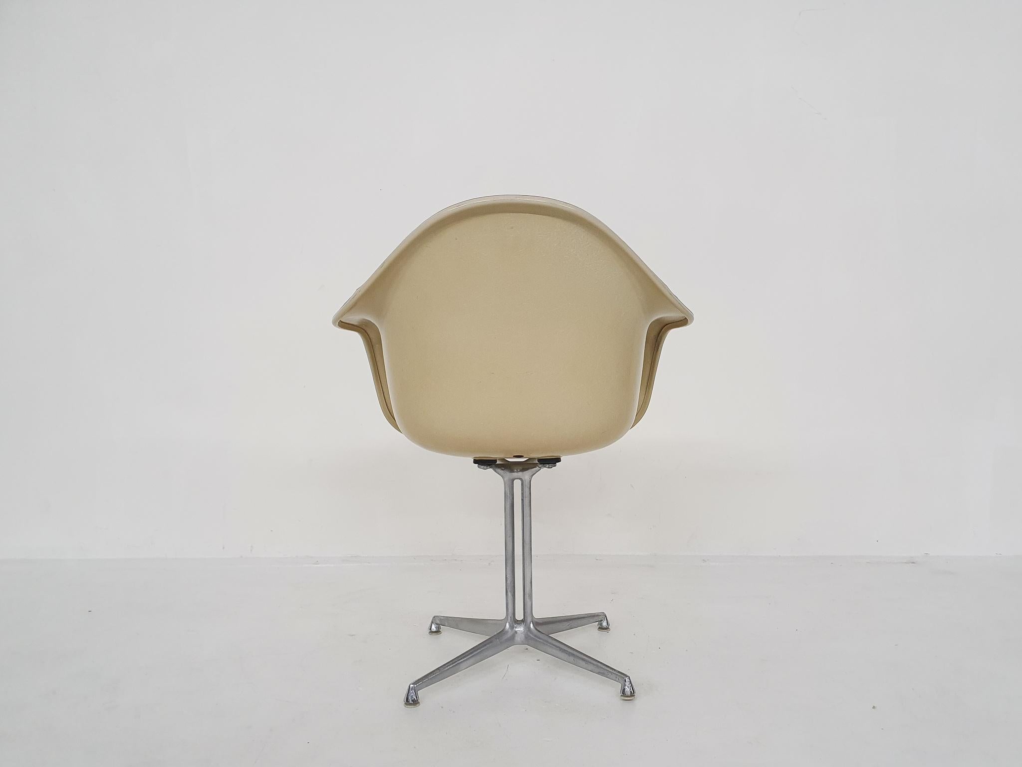 American Eames DAL 