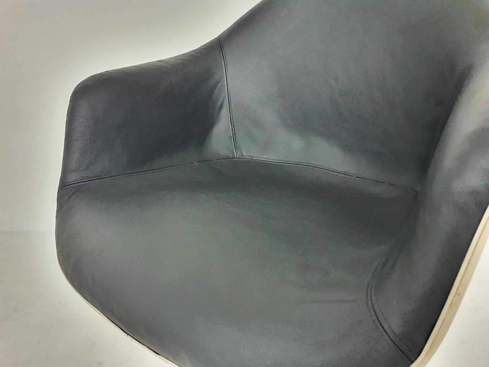 Mid-20th Century Eames DAL 