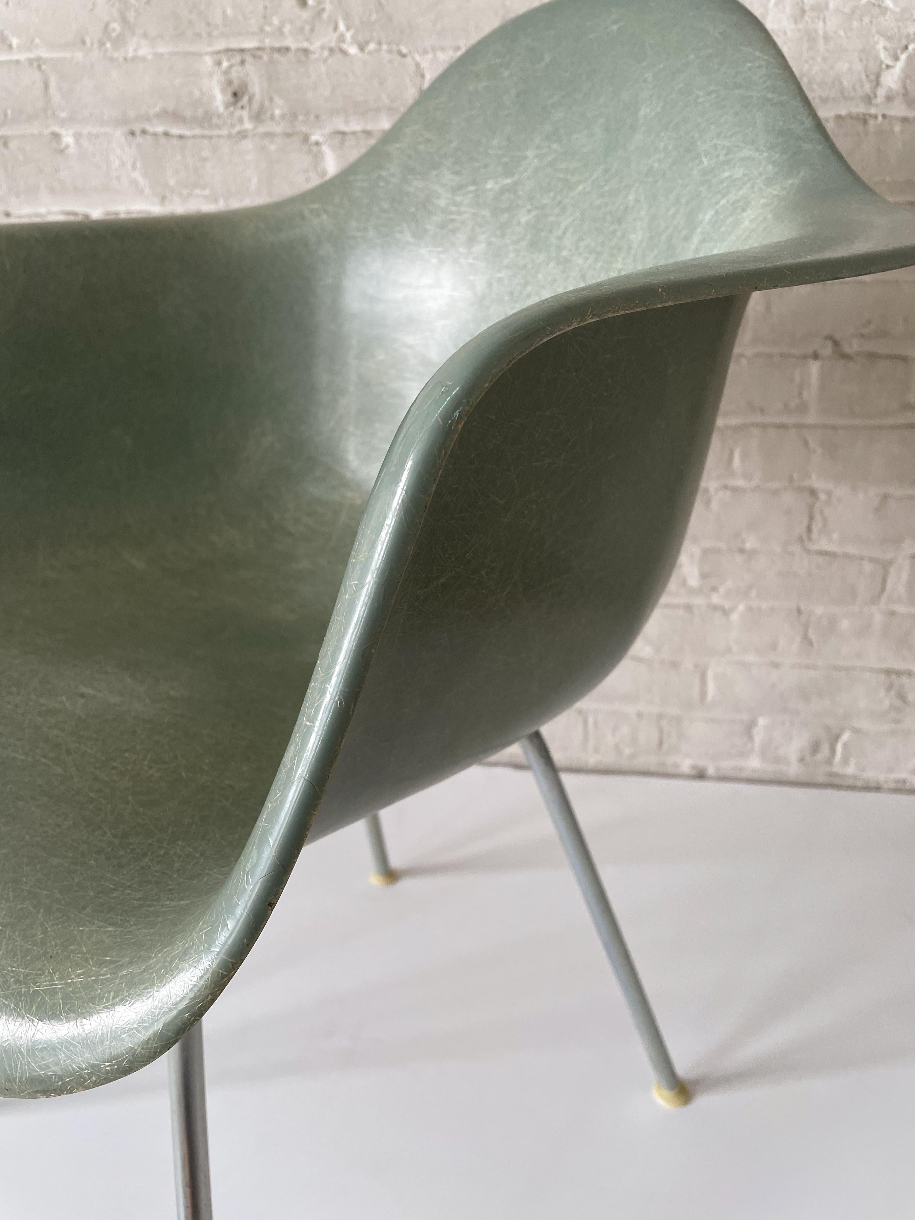 Zinc Eames DAX Chair in Seafoam Green