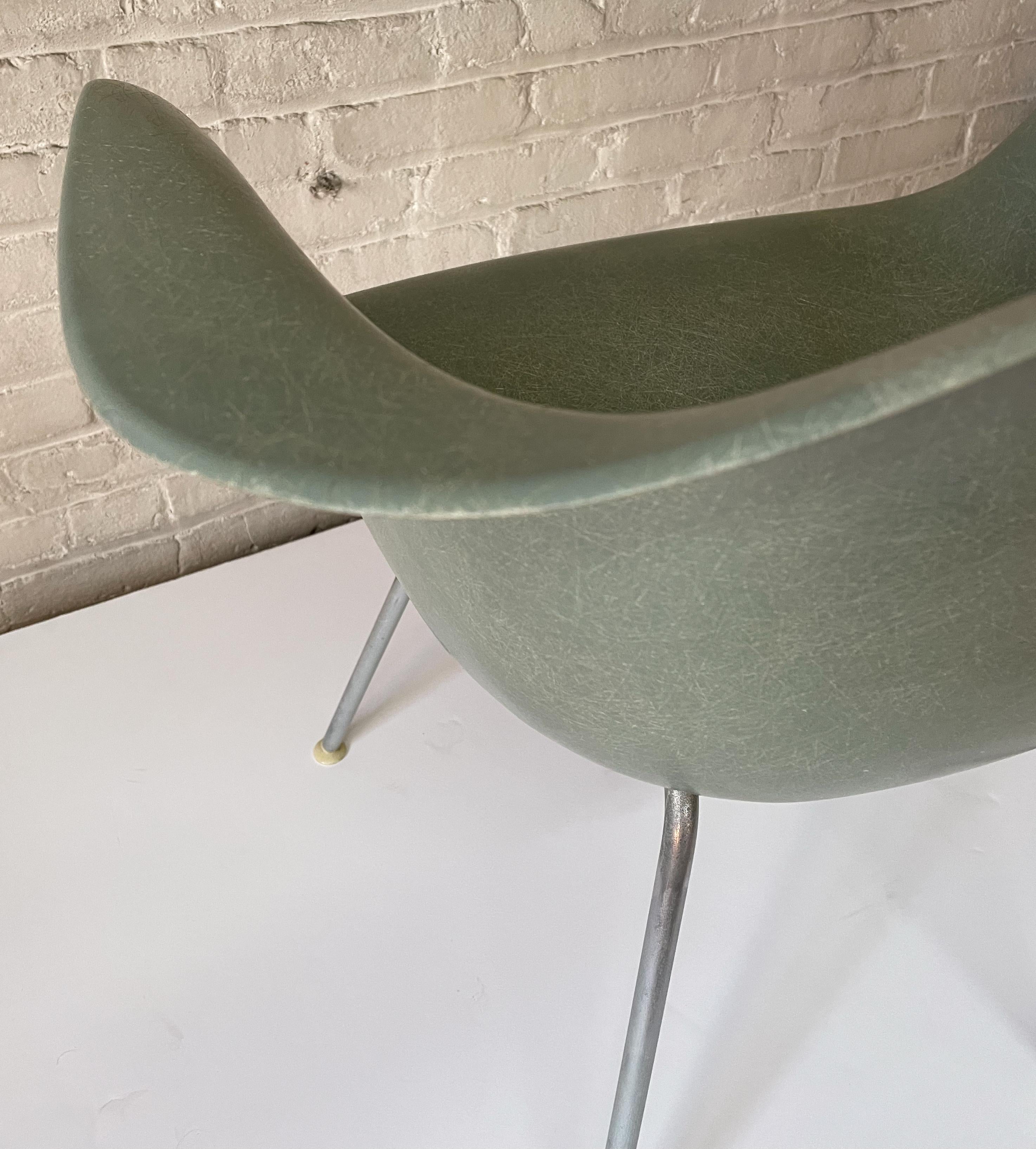 Eames DAX Chair in Seafoam Green 1