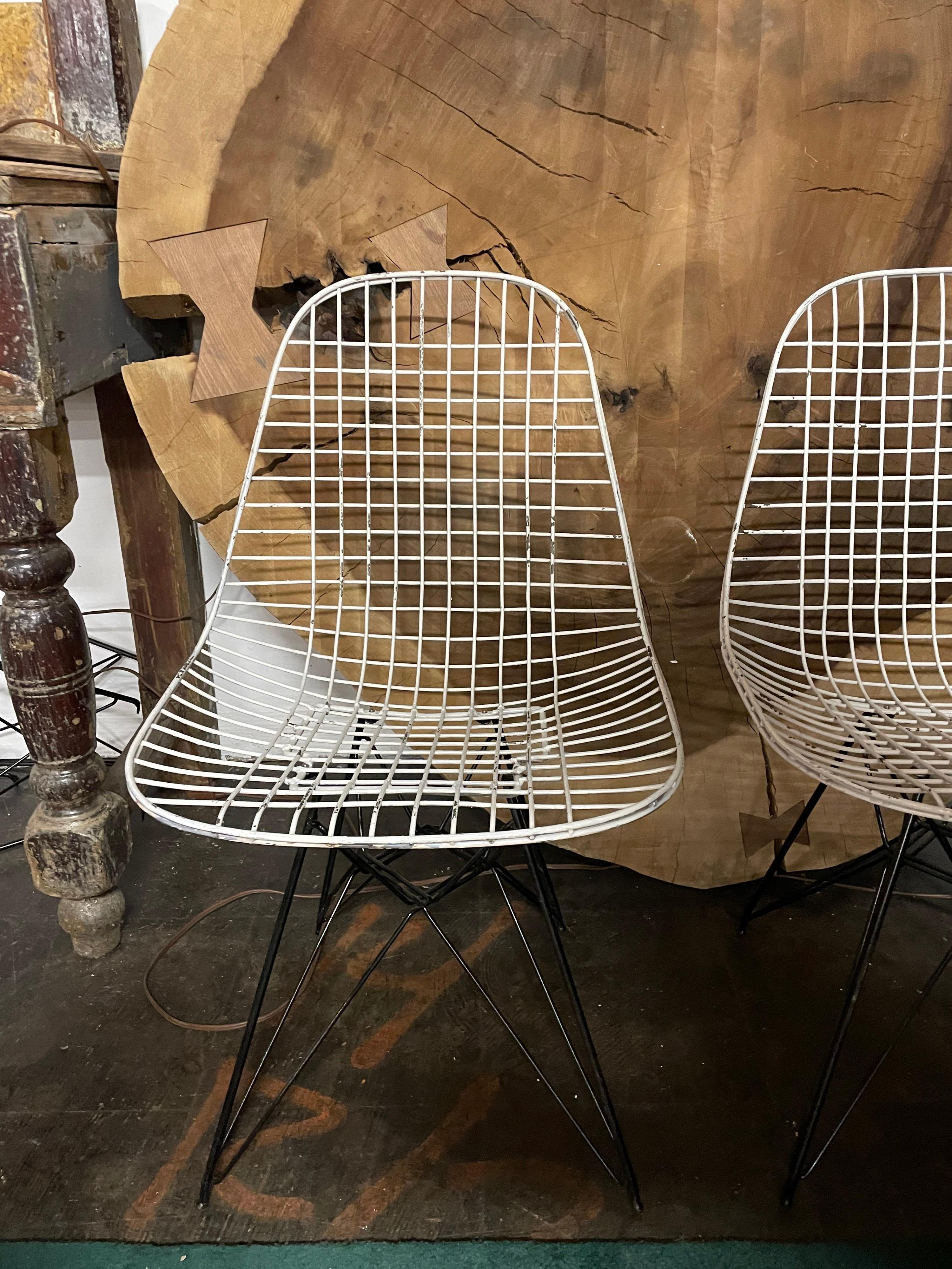 20th Century Eames Dkr Wire Chairs on Eiffel Tower Base