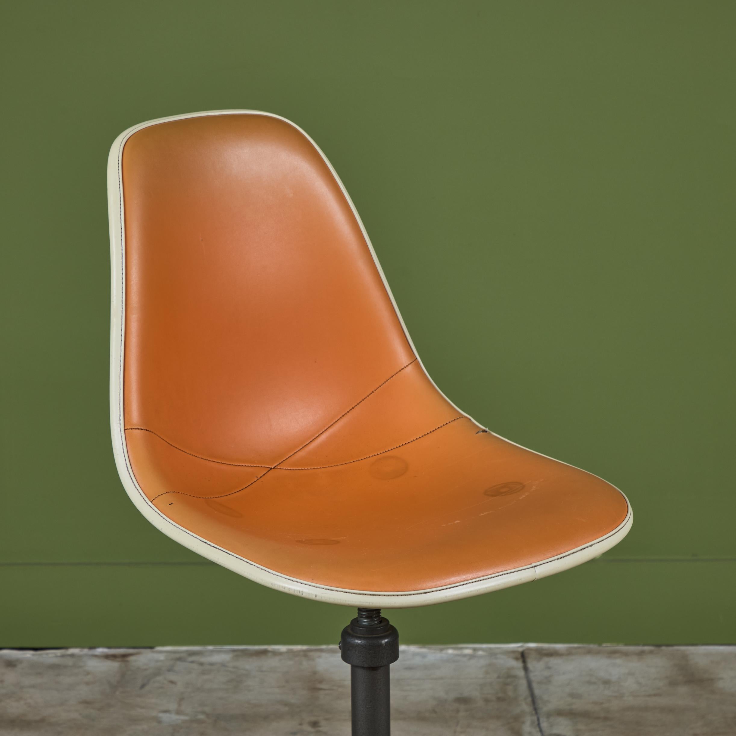 Eames Drafting Stool for Herman Miller For Sale 2
