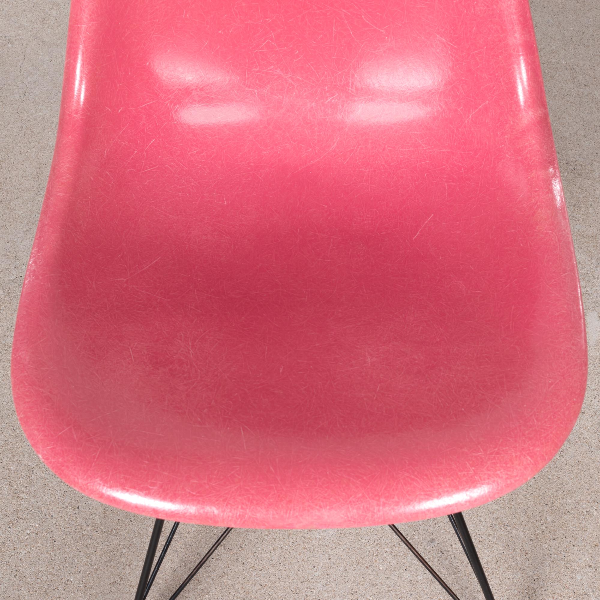 Eames DSR Rare Pink Dining Chair Herman Miller, USA 1