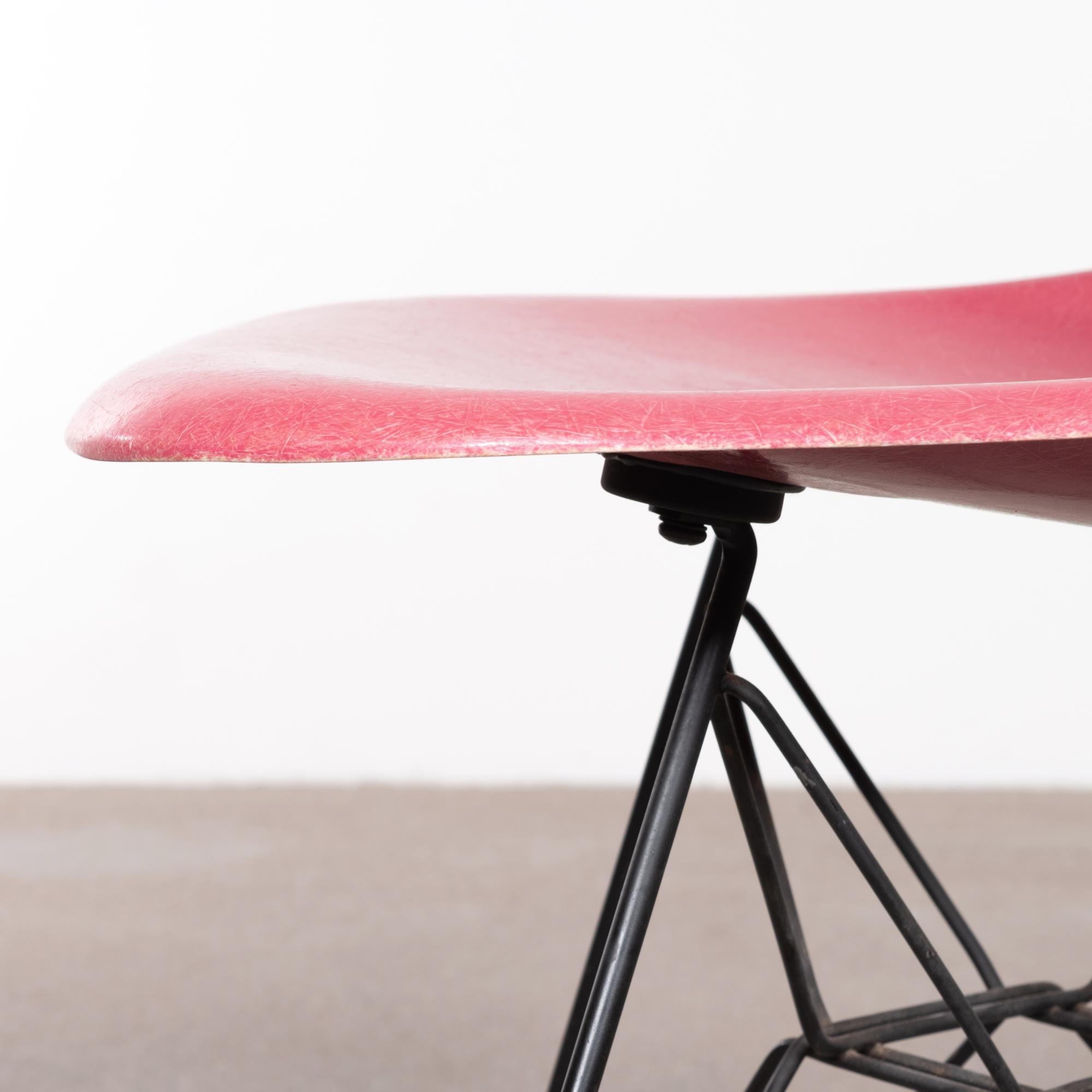 Eames DSR Rare Pink Dining Chair Herman Miller:: USA 8
