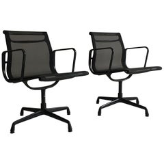 Eames EA 108 Aluminium Chair with Black Frame by Vitra