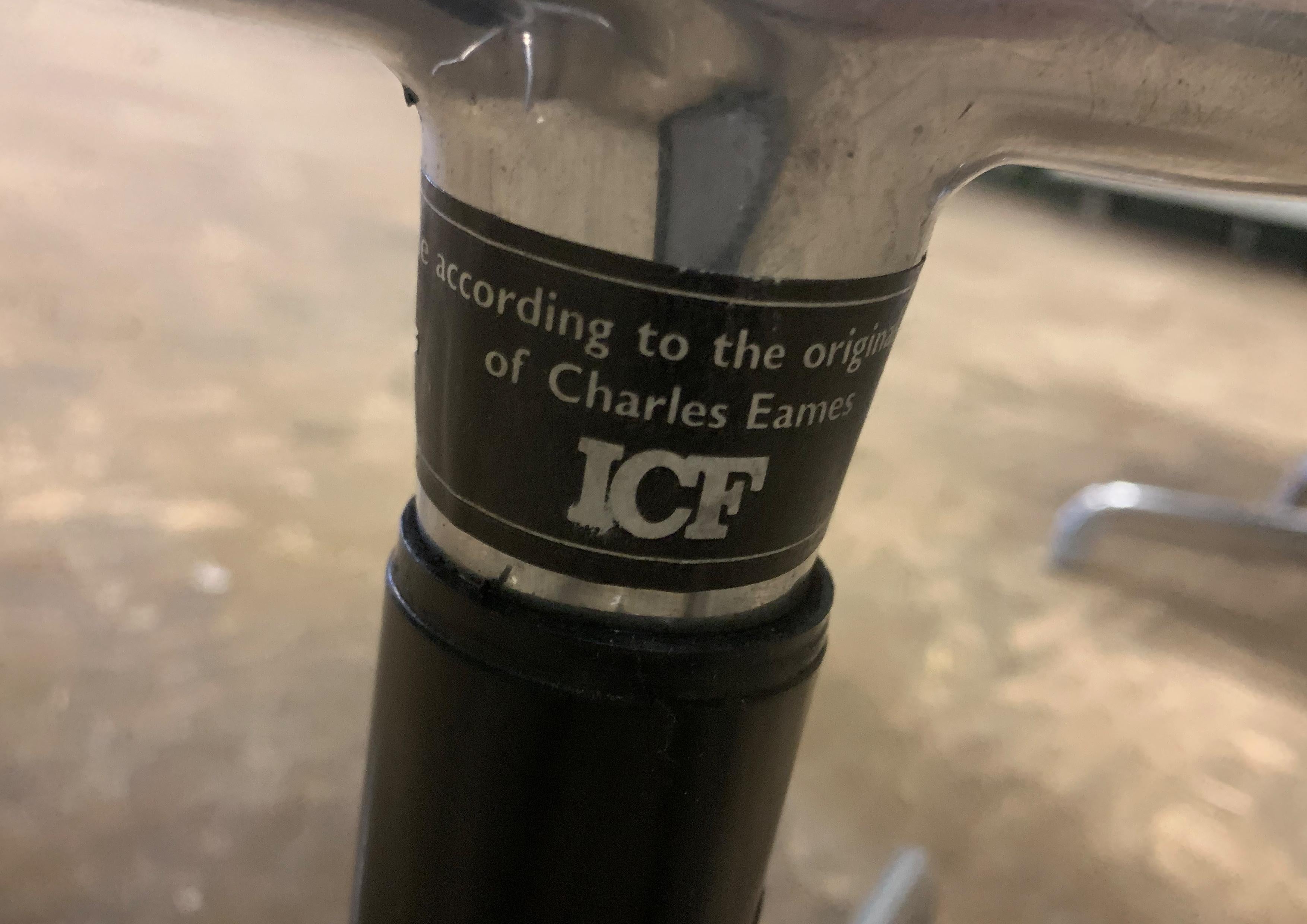 Sedia operativa girevole Eames EA108 Licenza e produzione ICF De Padova In condizioni buone in vendita a Reading, Berkshire