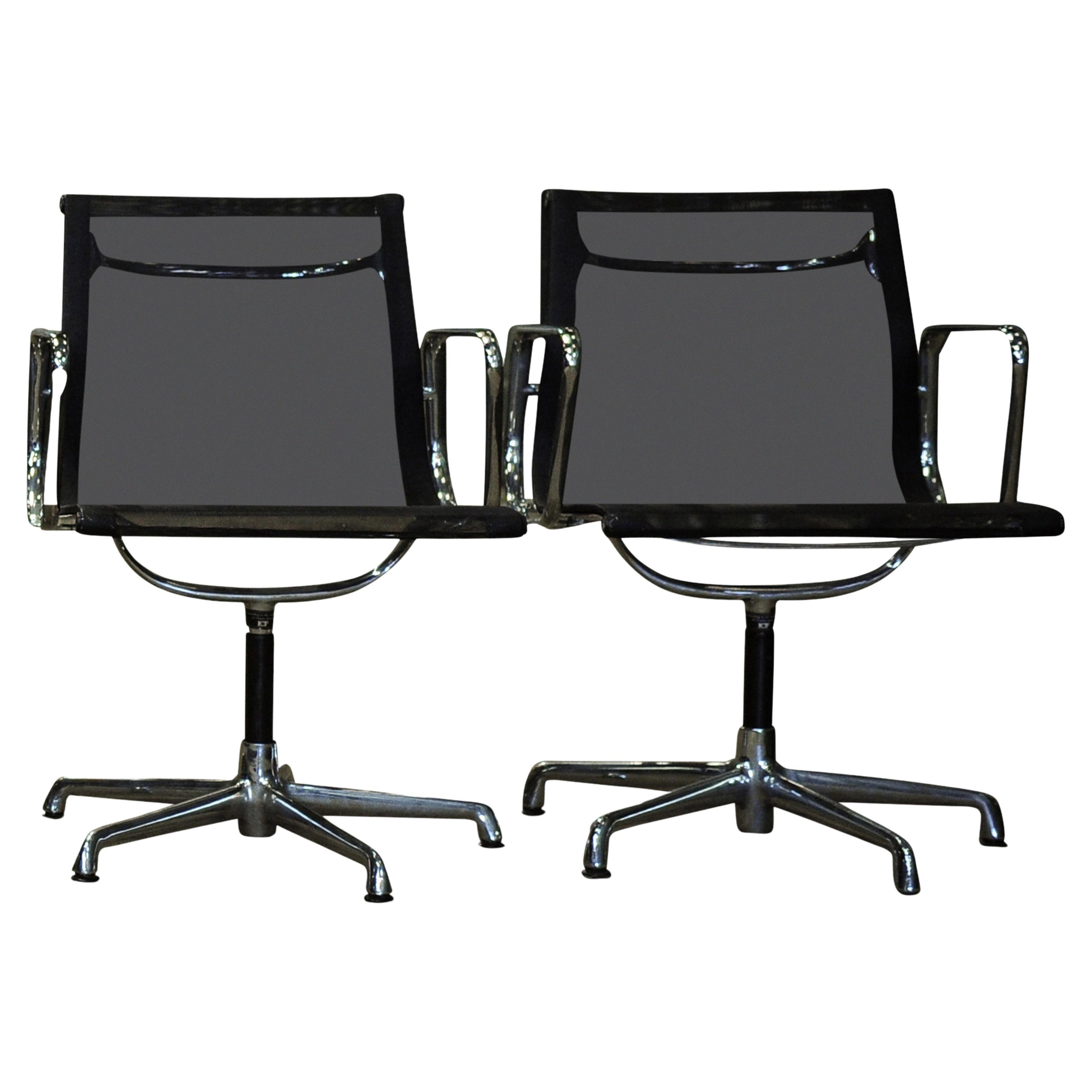 Eames EA108 Swivel Task Chair Licensed & Manufactured Made By ICF De Padova