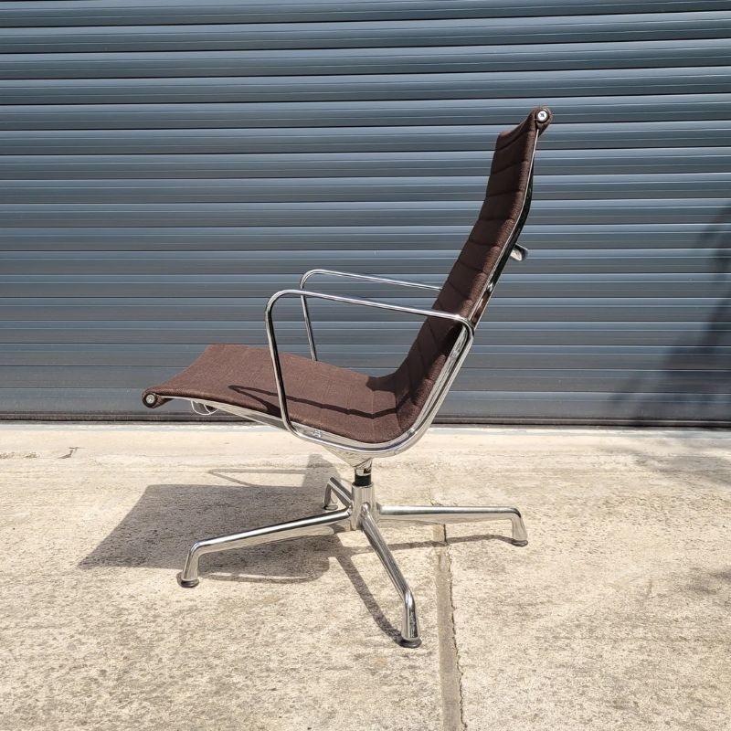 Mid-Century Modern Eames EA116 Brown Lounge Chair For Sale