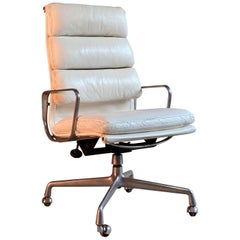 Eames EA219 Aluminium Group Soft Pad Executive Chair by Interform Herman Miller