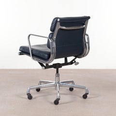 Eames EA435 Dark Blue Management Soft Pad Office Chair by Herman Miller