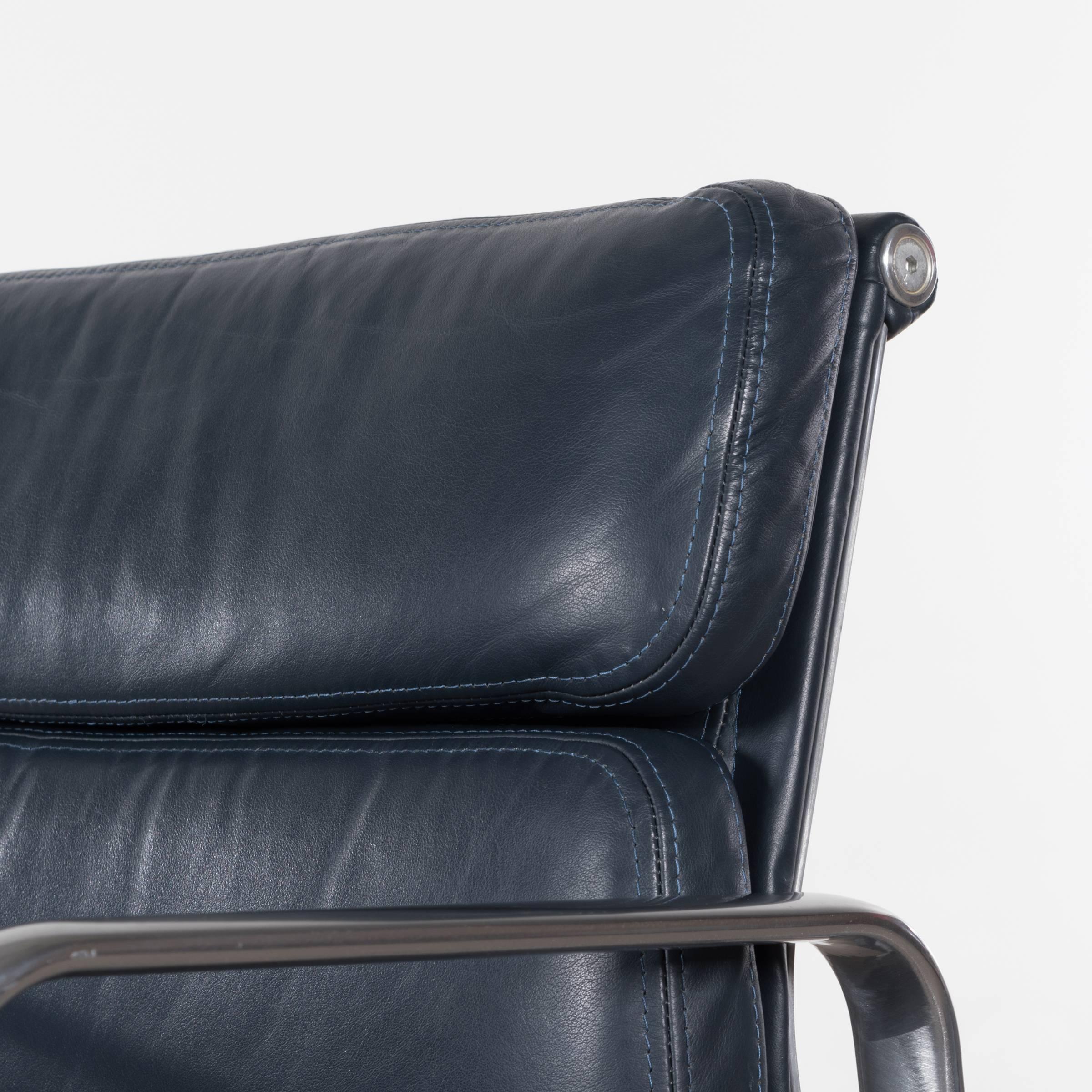 Mid-20th Century Eames EA435 Dark Blue Management Soft Pad Office Chair by Herman Miller