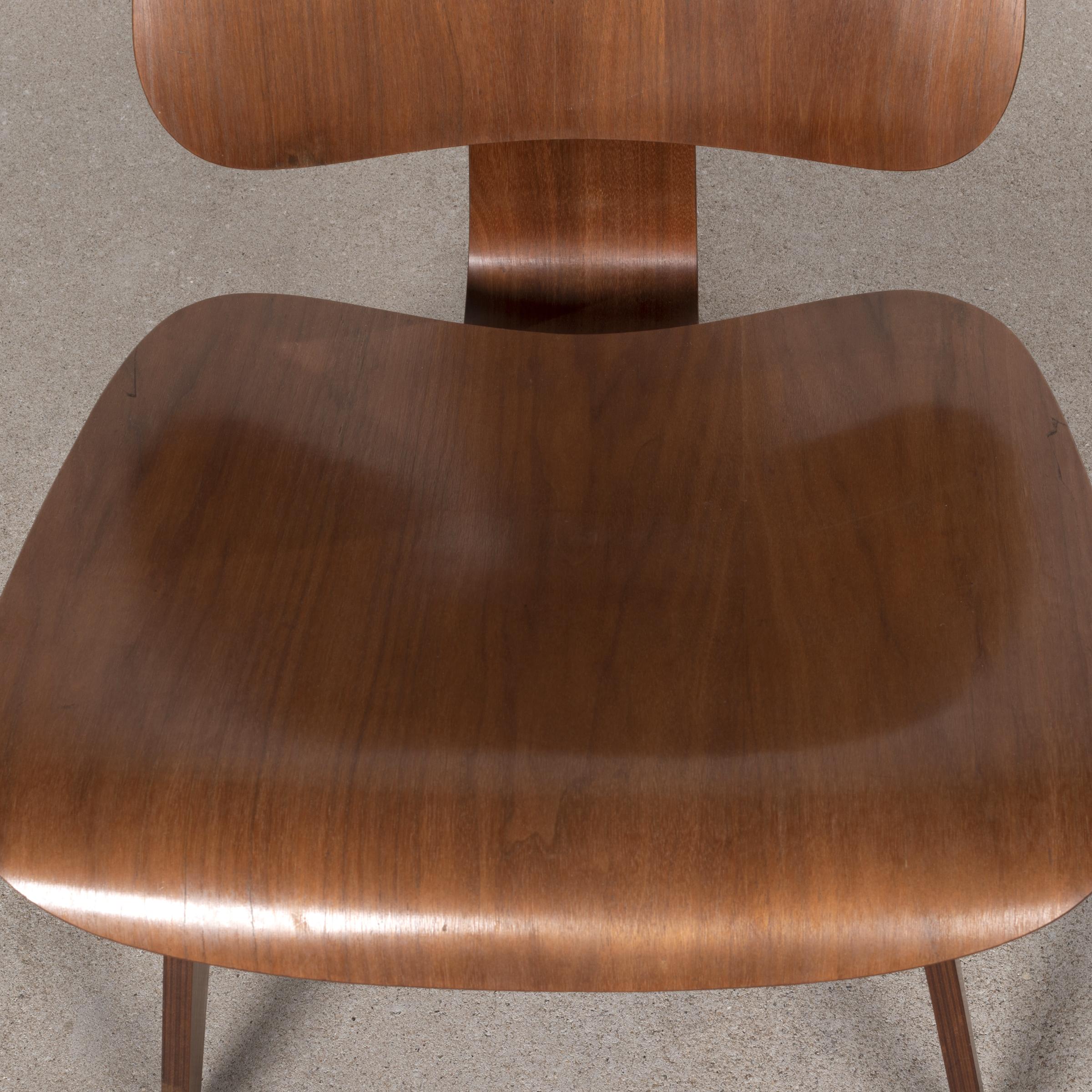 Eames Early LCW Walnut Lounge Chair for Herman Miller 4