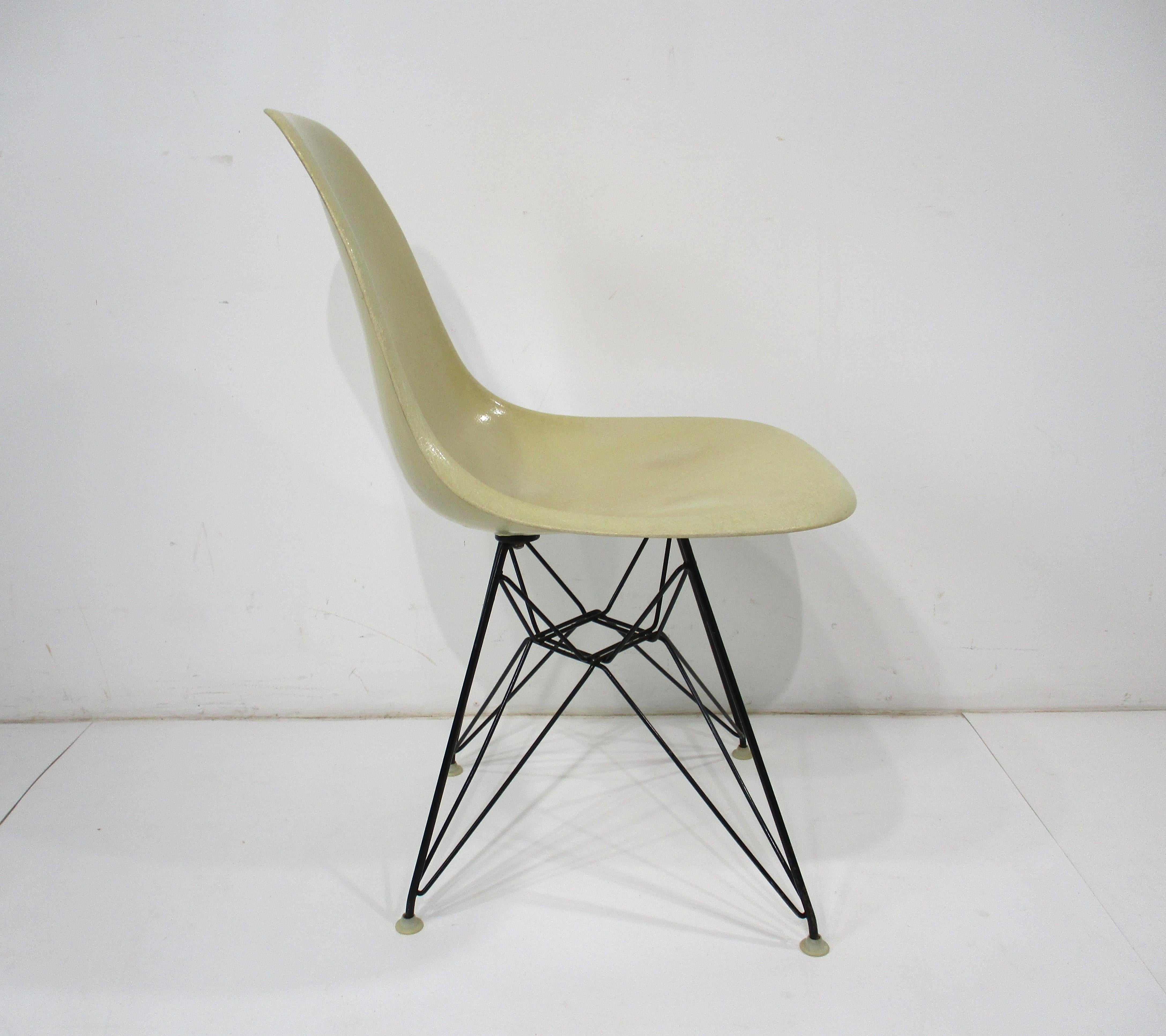 American Eames Eifel Tower DSR Desk Chair for Herman Miller  (A) 