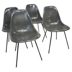 Eames Esszimmerstühle aus grauem Elefantenleder für Herman Miller 