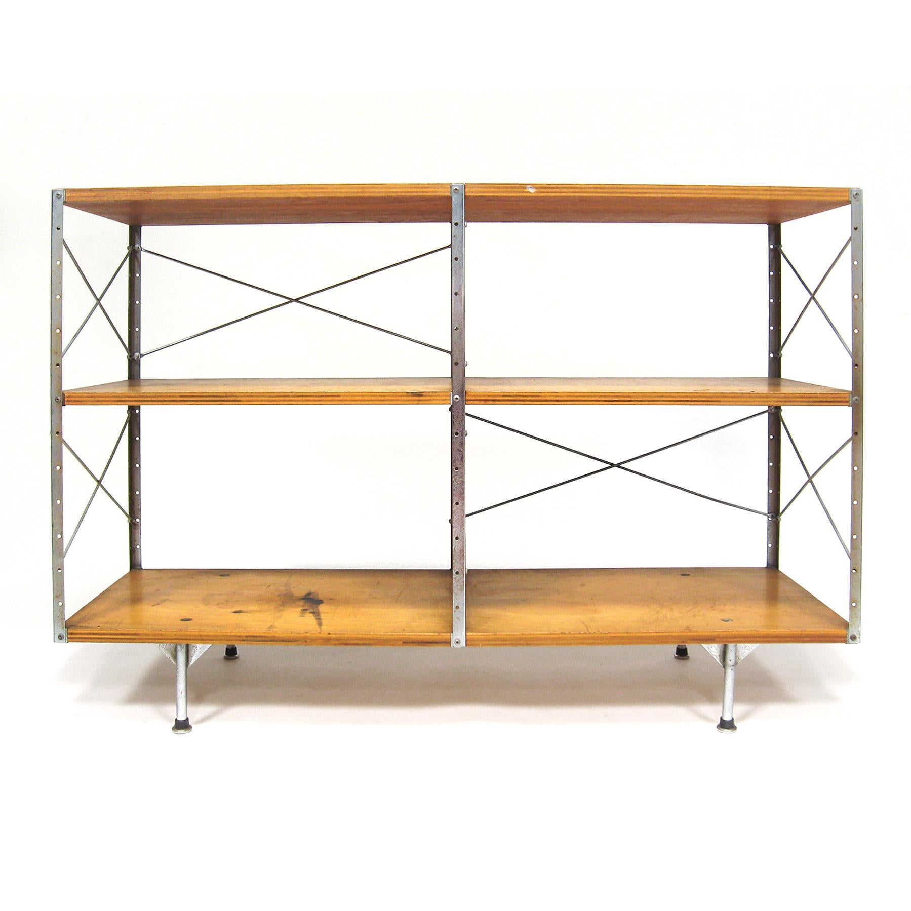 Eames ESU 200-C by Herman Miller 2