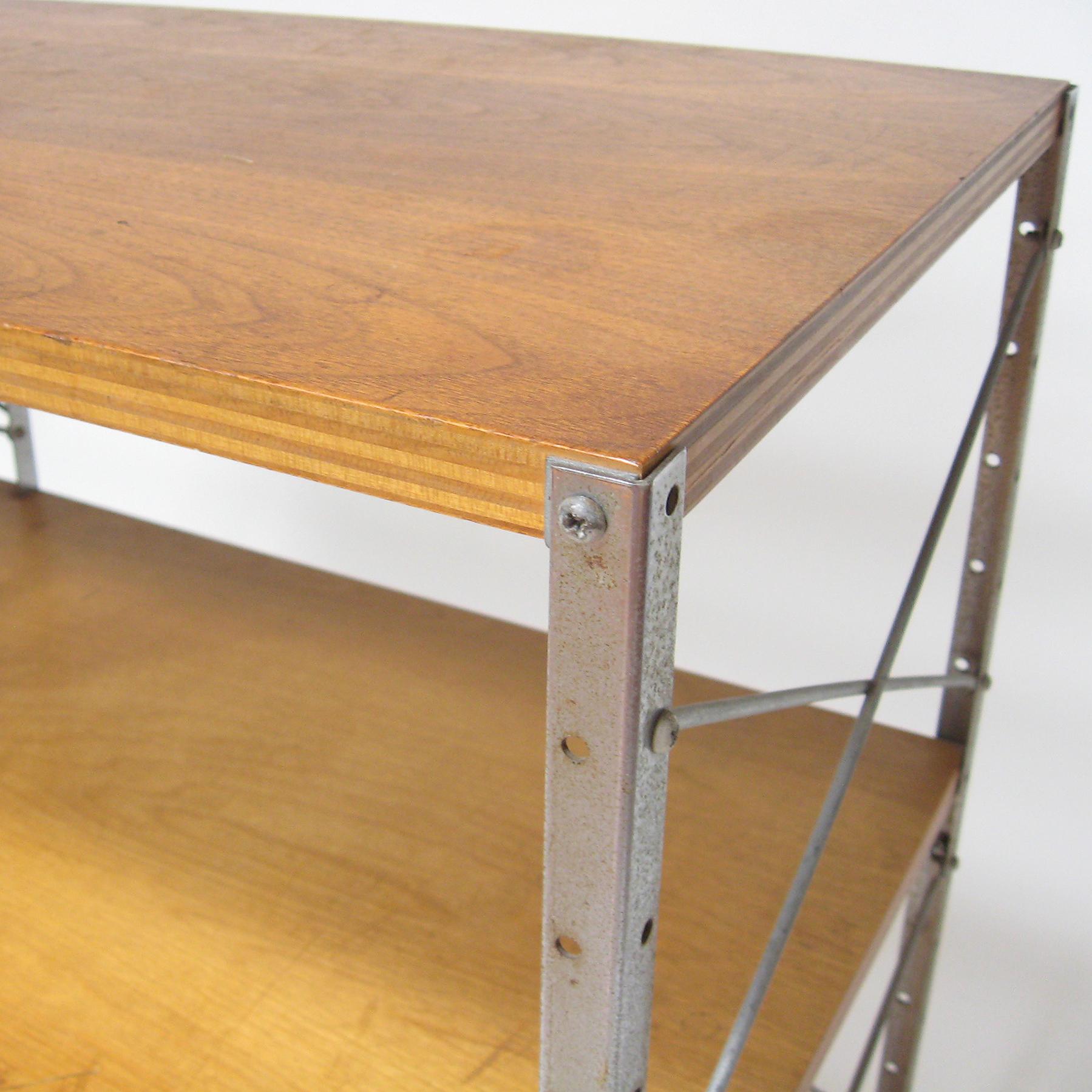 Steel Eames ESU 200-C by Herman Miller