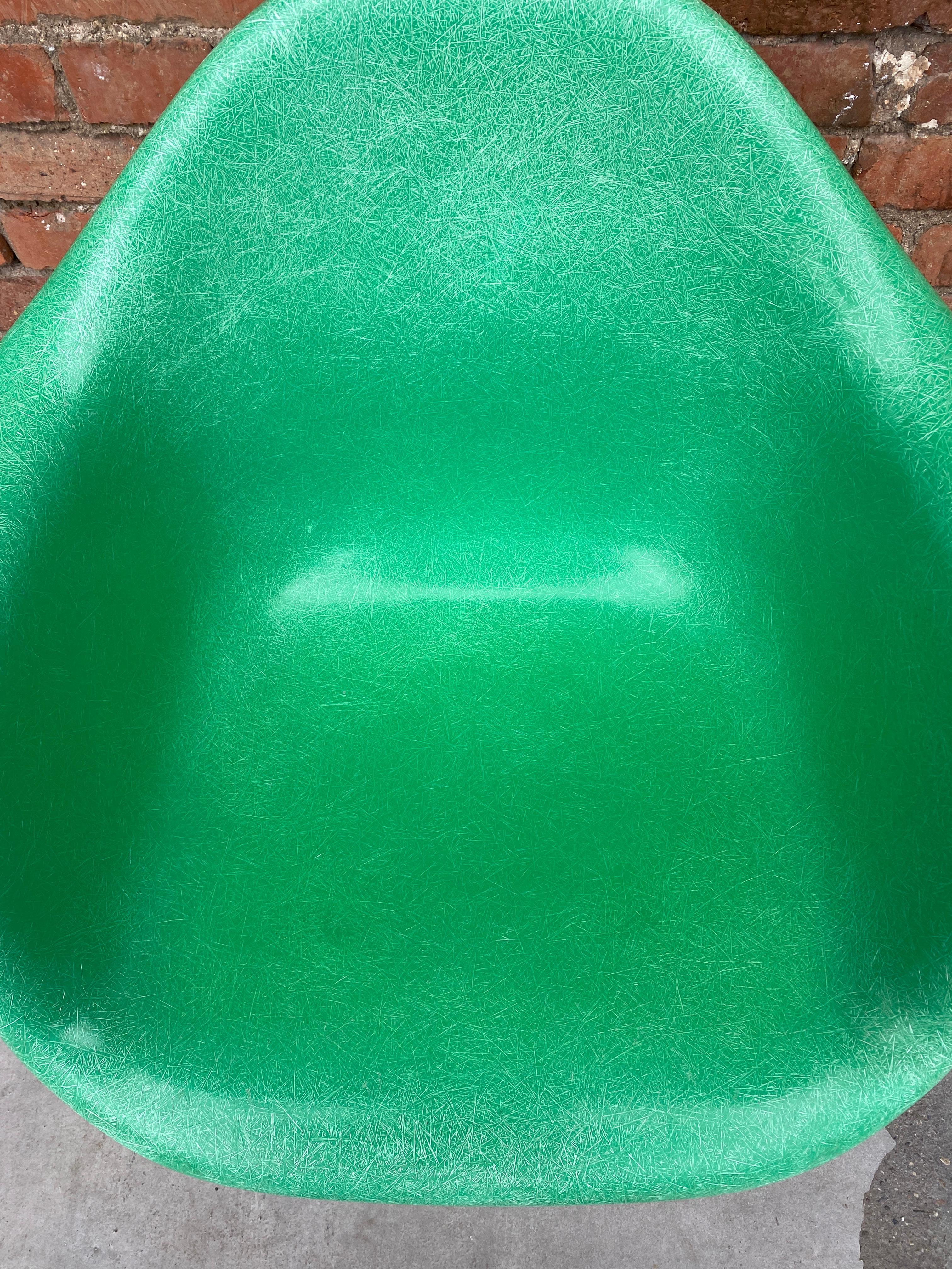 American Eames Fiberglass Armchairs in Kelly Green with Chrome H-Base Legs