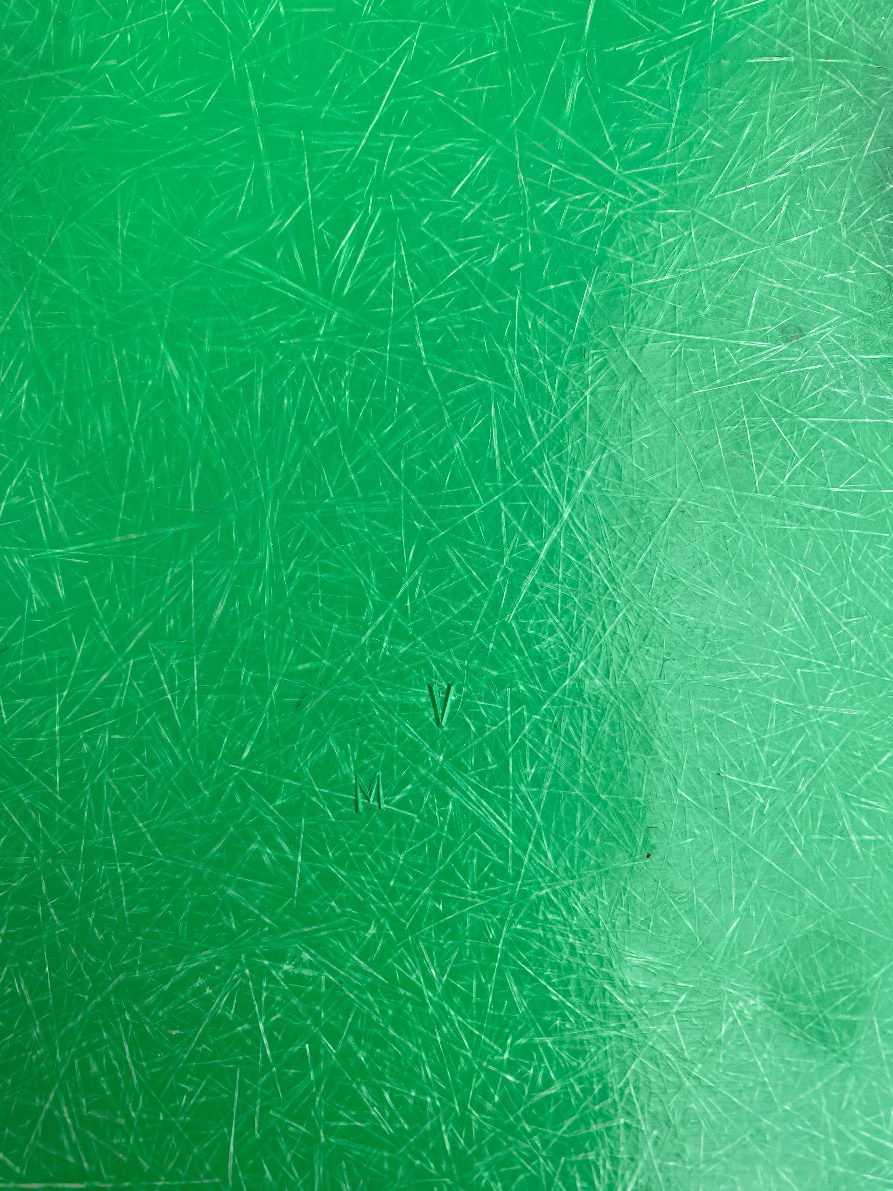 Eames Fiberglass Armchairs in Kelly Green with Chrome H-Base Legs 1