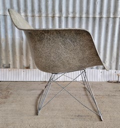 Eames Fiberglass Cats Cradle LAR Lounge Chair