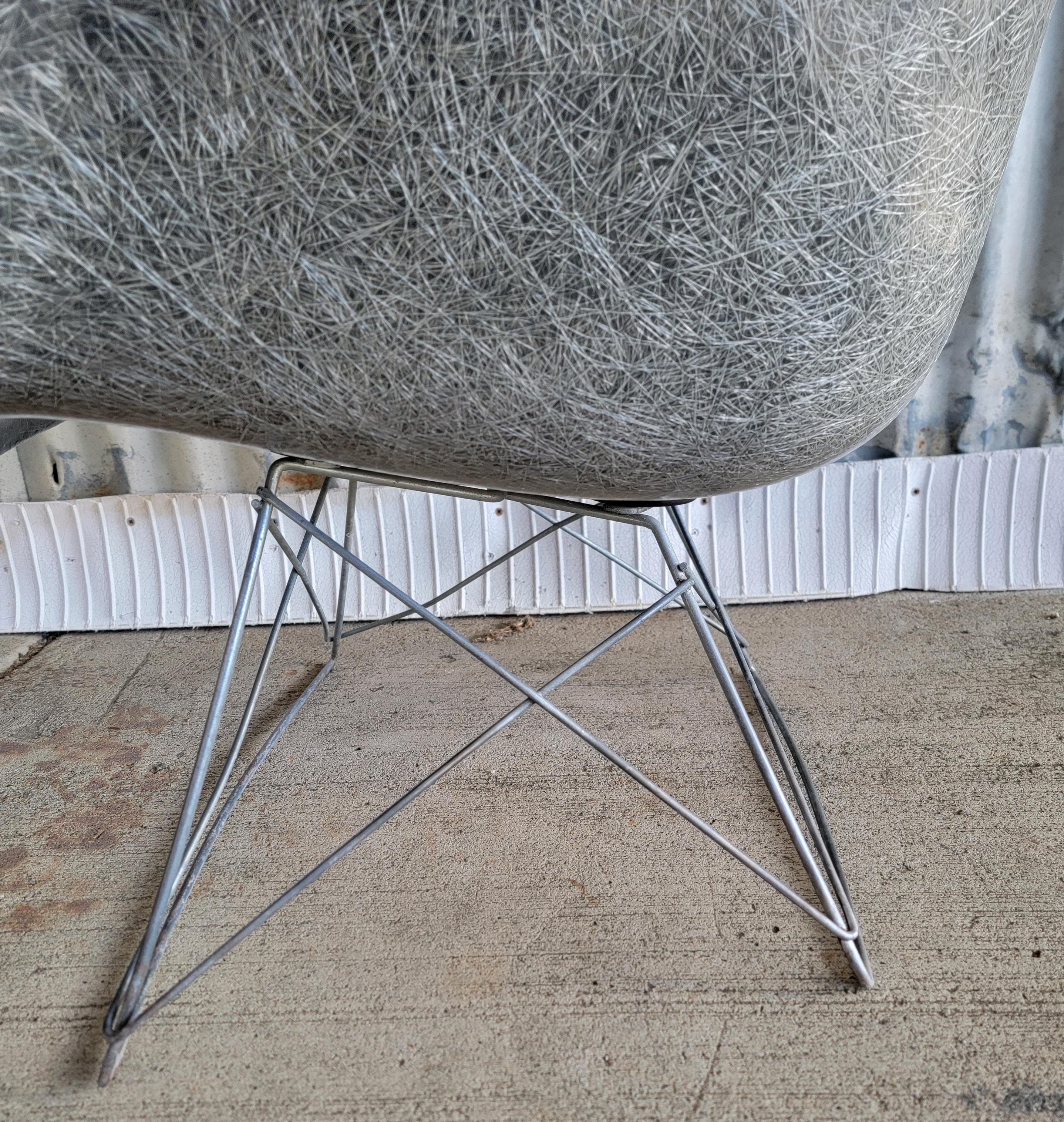 Eames Fiberglass Cats Cradle LAR Lounge Chair For Sale 1