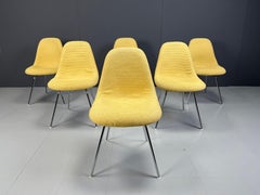 Eames fiberglass dining chairs for herman Miller, 1970s