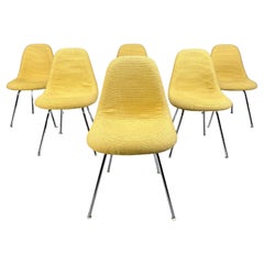 Eames fiberglass dining chairs for herman Miller, 1970s