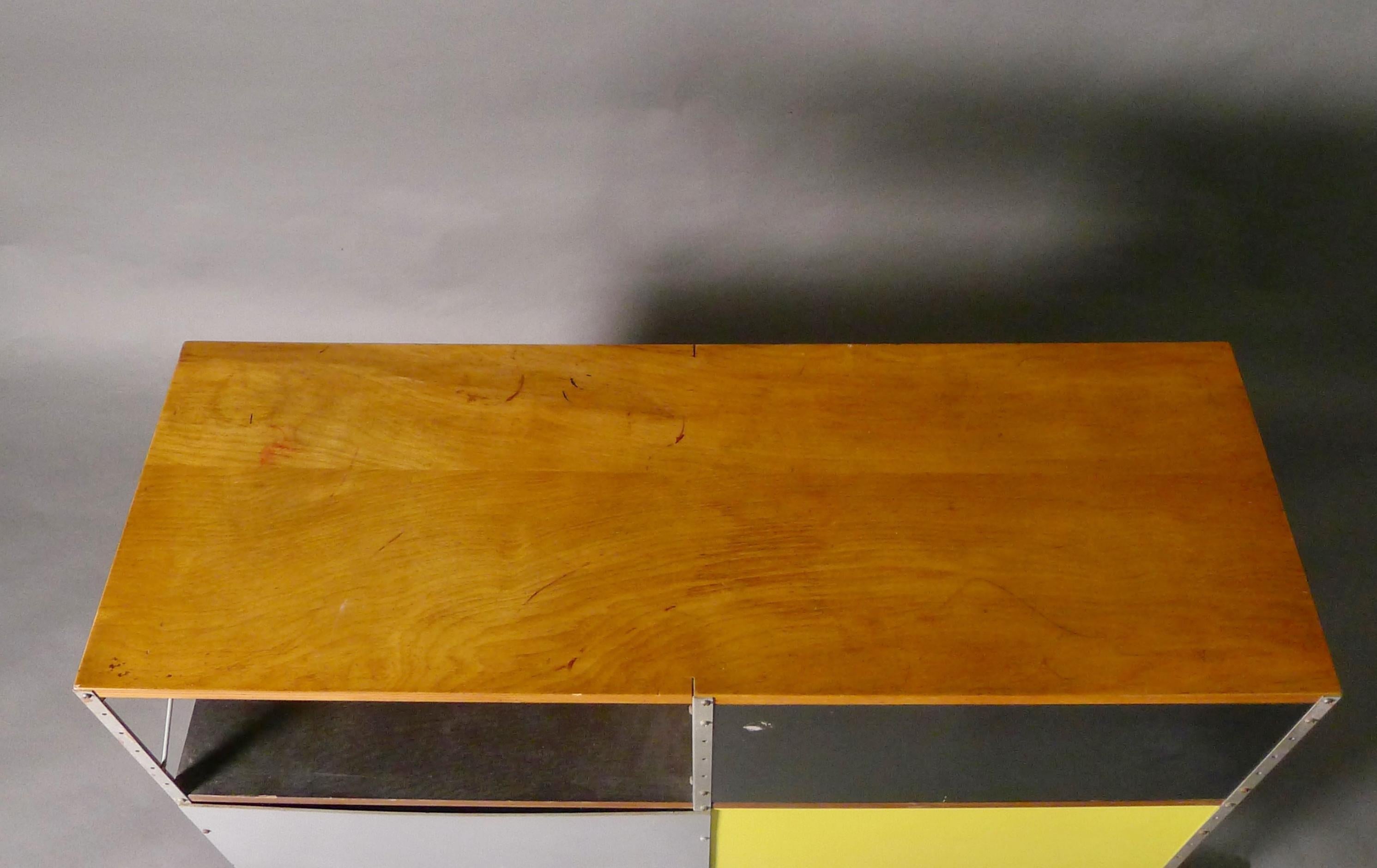 Eames First Generation ESU 220-C Cabinet, circa 1950 1