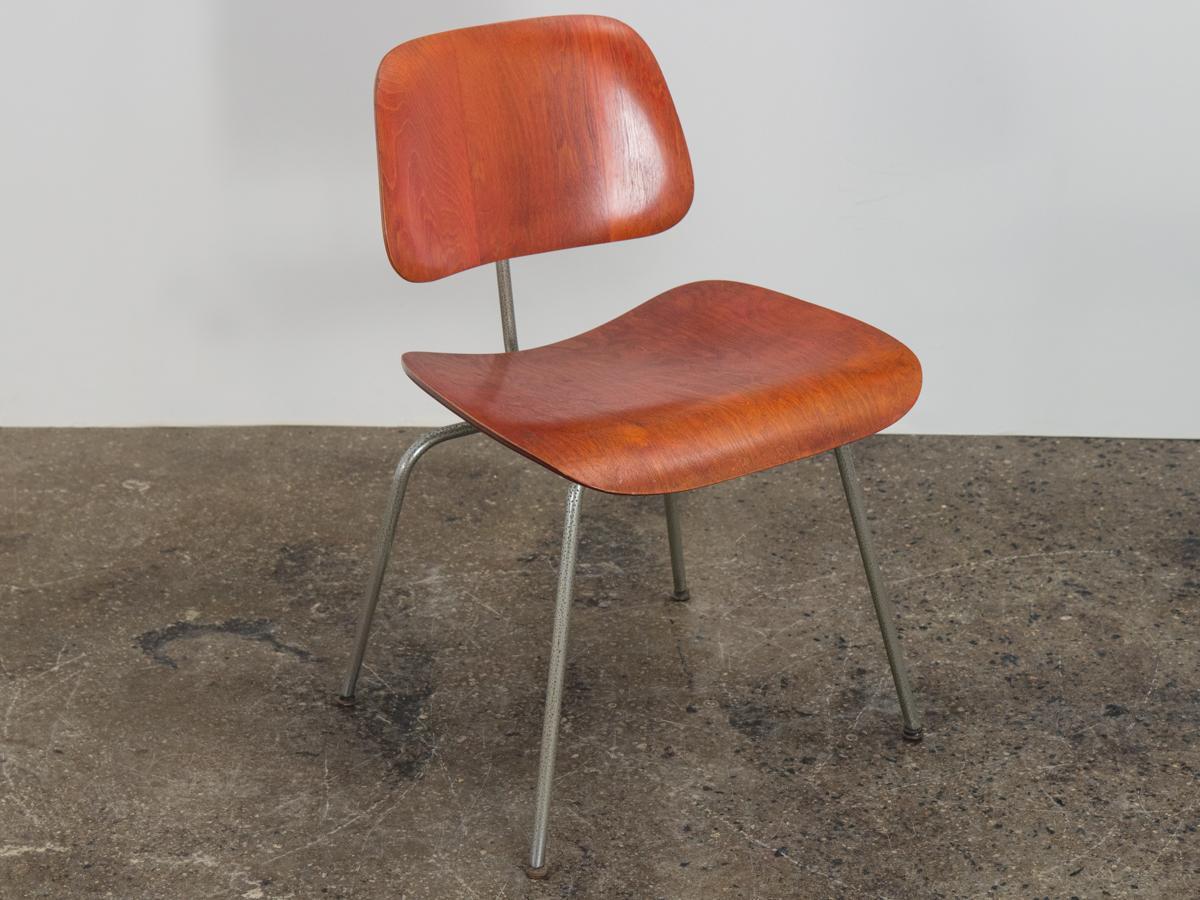 American Eames for Evans Aniline DCM For Sale