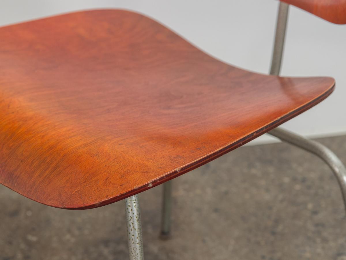 Eames for Evans Aniline DCM In Good Condition For Sale In Brooklyn, NY