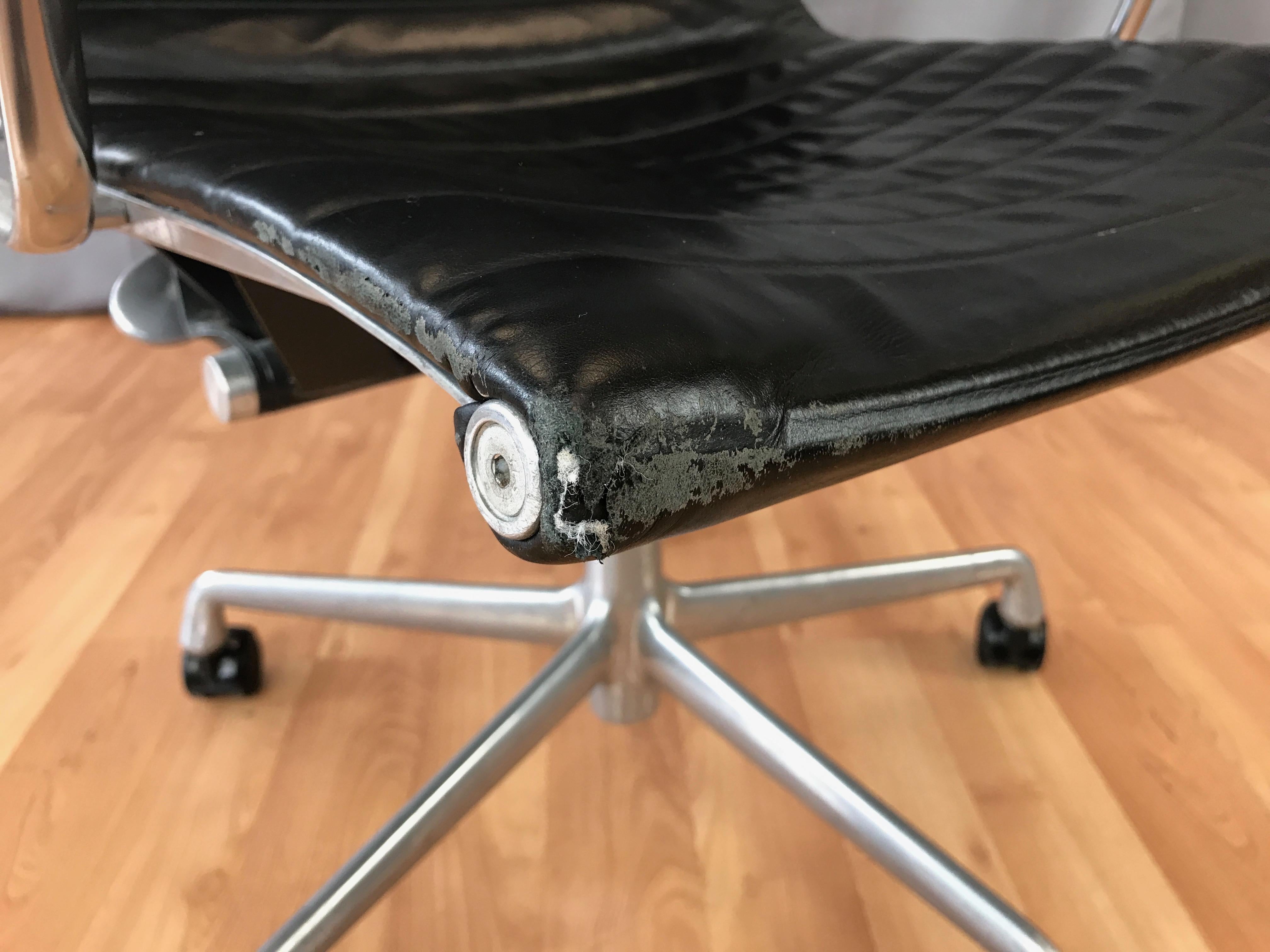 Metal Eames for Herman Miller 50th Anniversary Aluminum Group Management Chair (A)