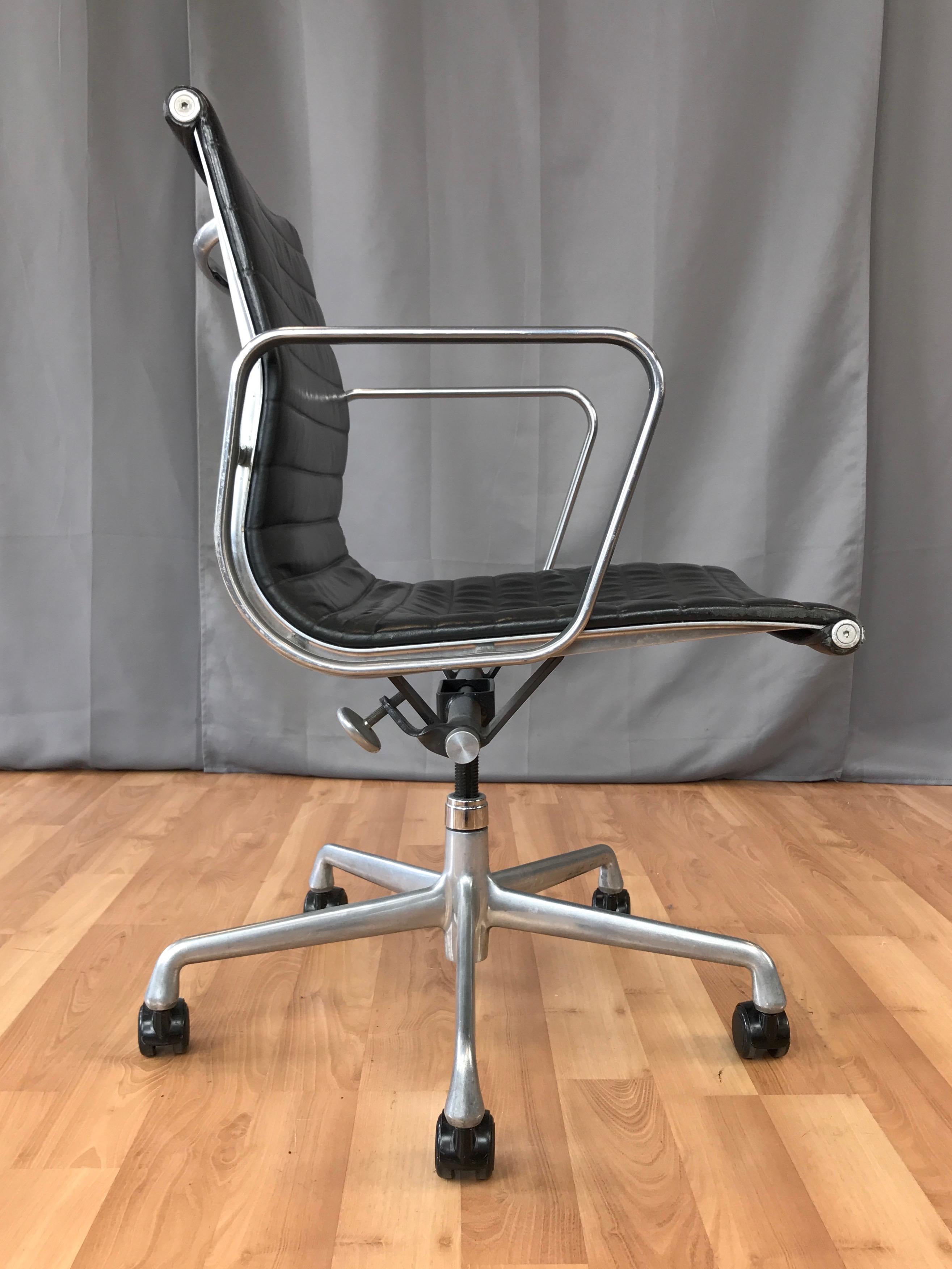 Contemporary Eames for Herman Miller 50th Anniversary Aluminum Group Management Chair (B)
