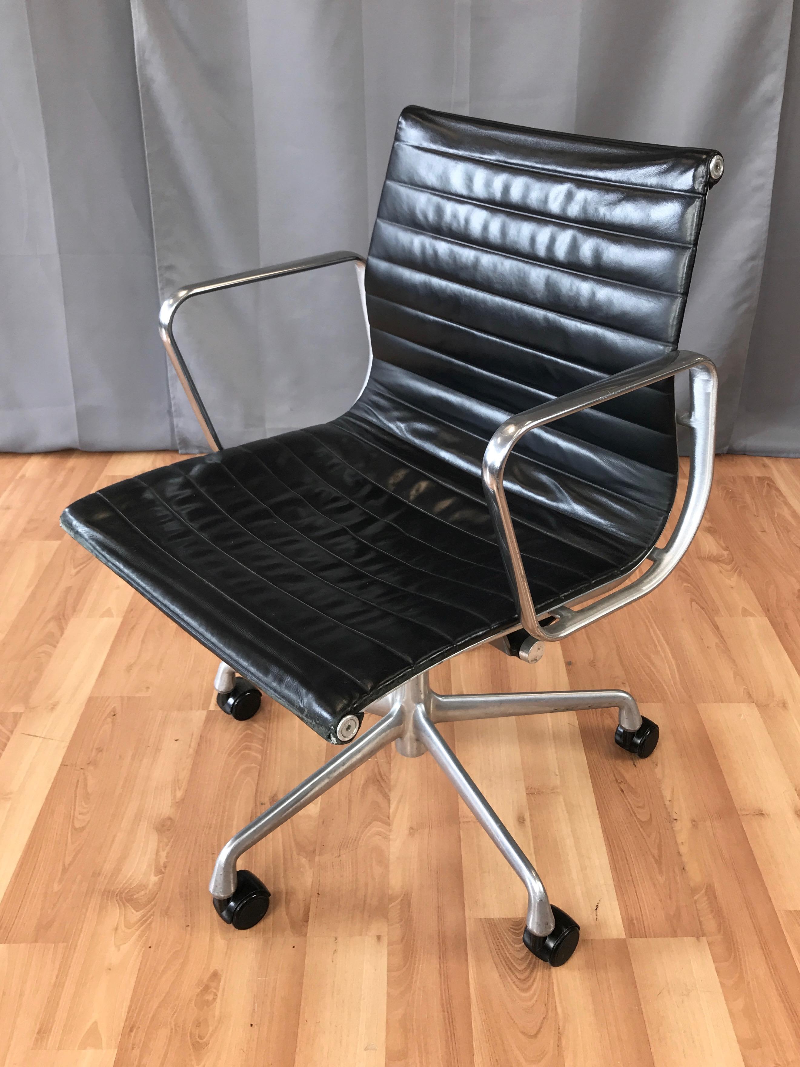 Metal Eames for Herman Miller 50th Anniversary Aluminum Group Management Chair (B)