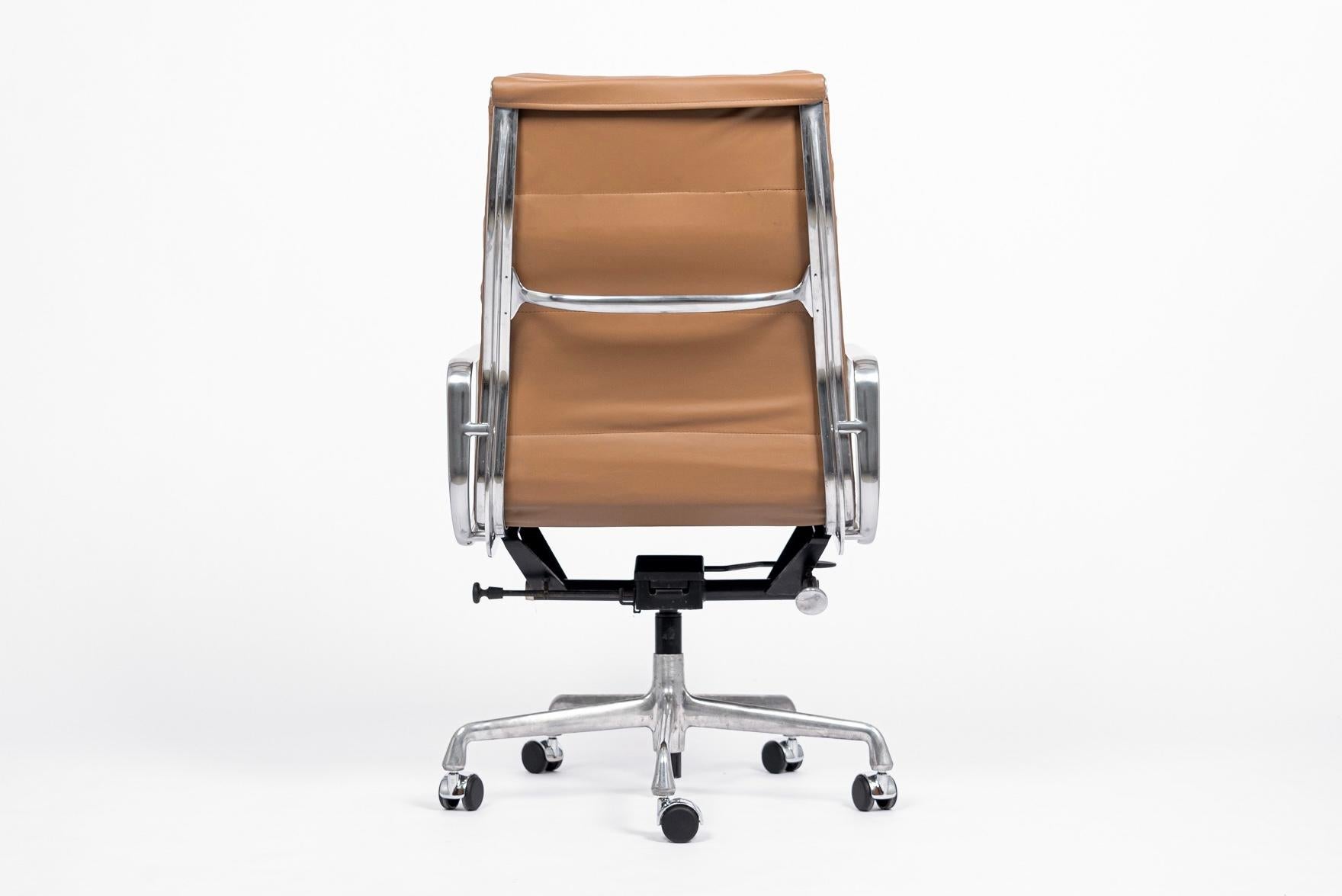 Contemporary Eames for Herman Miller Aluminum Group Soft Pad Brown Office Chair