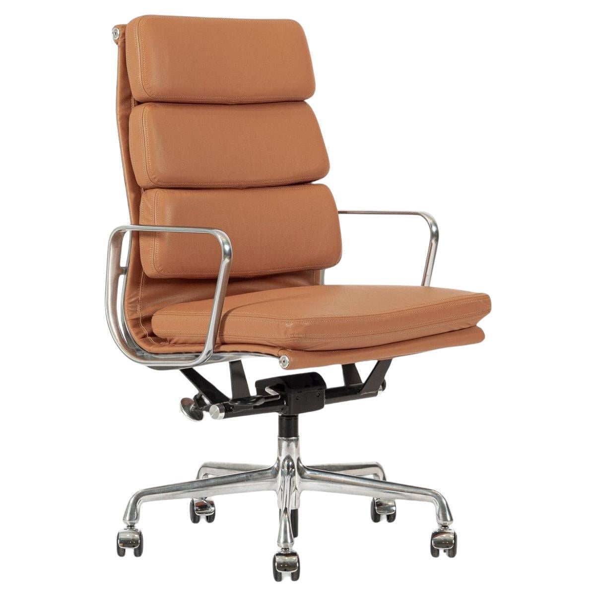 Chaise de bureau Eames pour Herman Miller Aluminum Group Soft Pad Brown