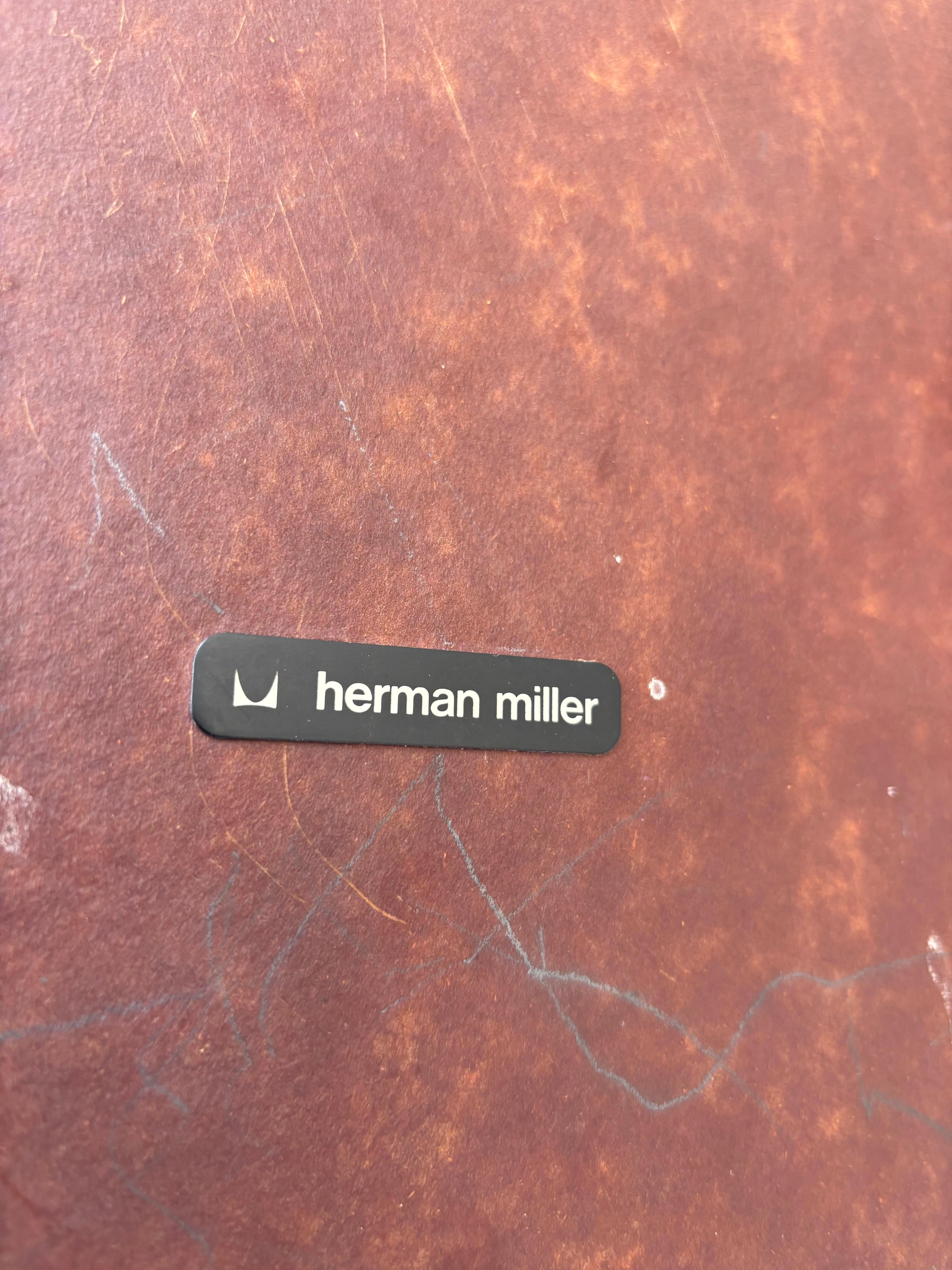 Eames for Herman Miller Aluminum Group Table and 6 Chairs Estadounidense en venta