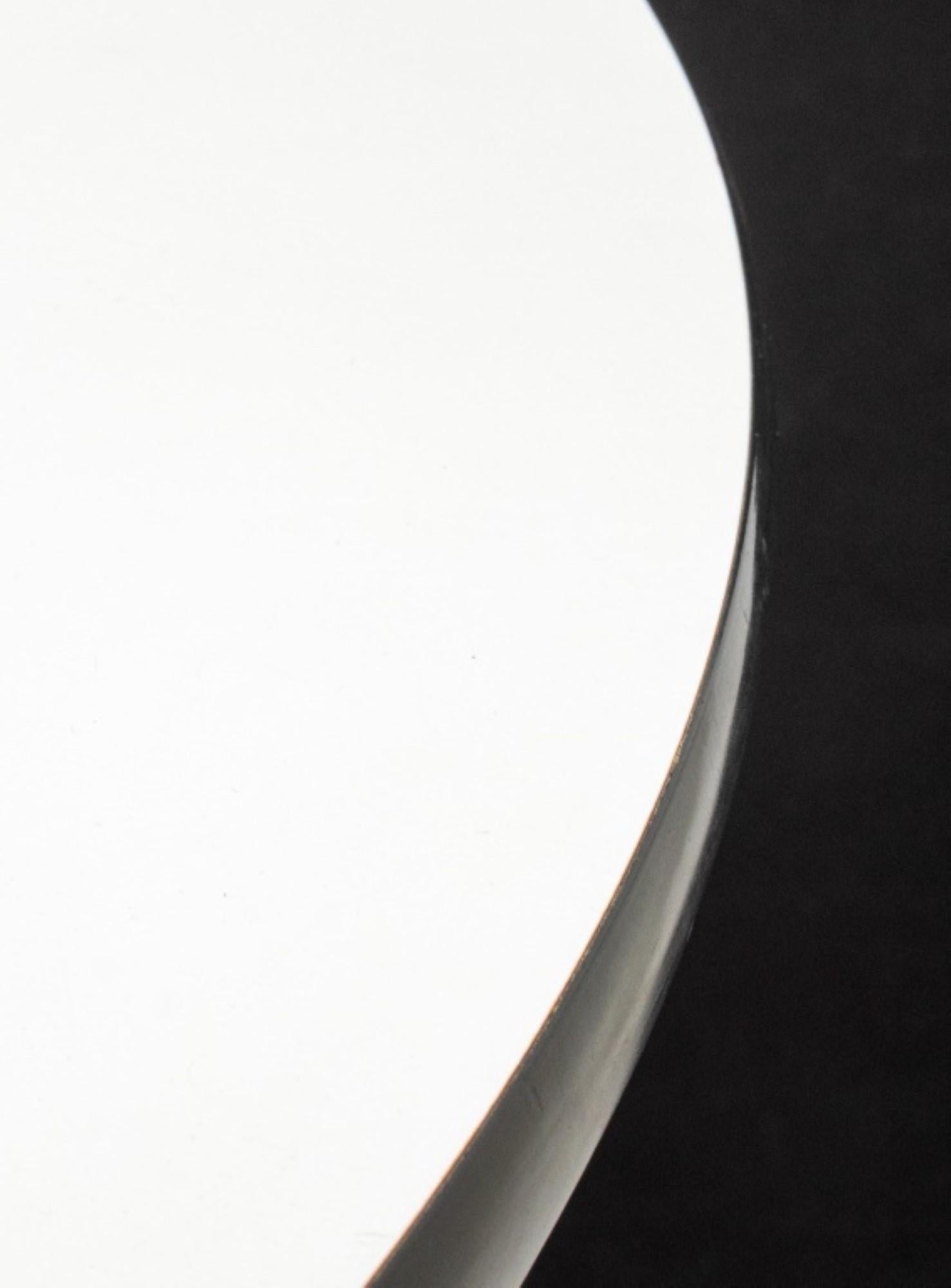 Métal Table de salle à manger circulaire Eames pour Herman Miller en vente