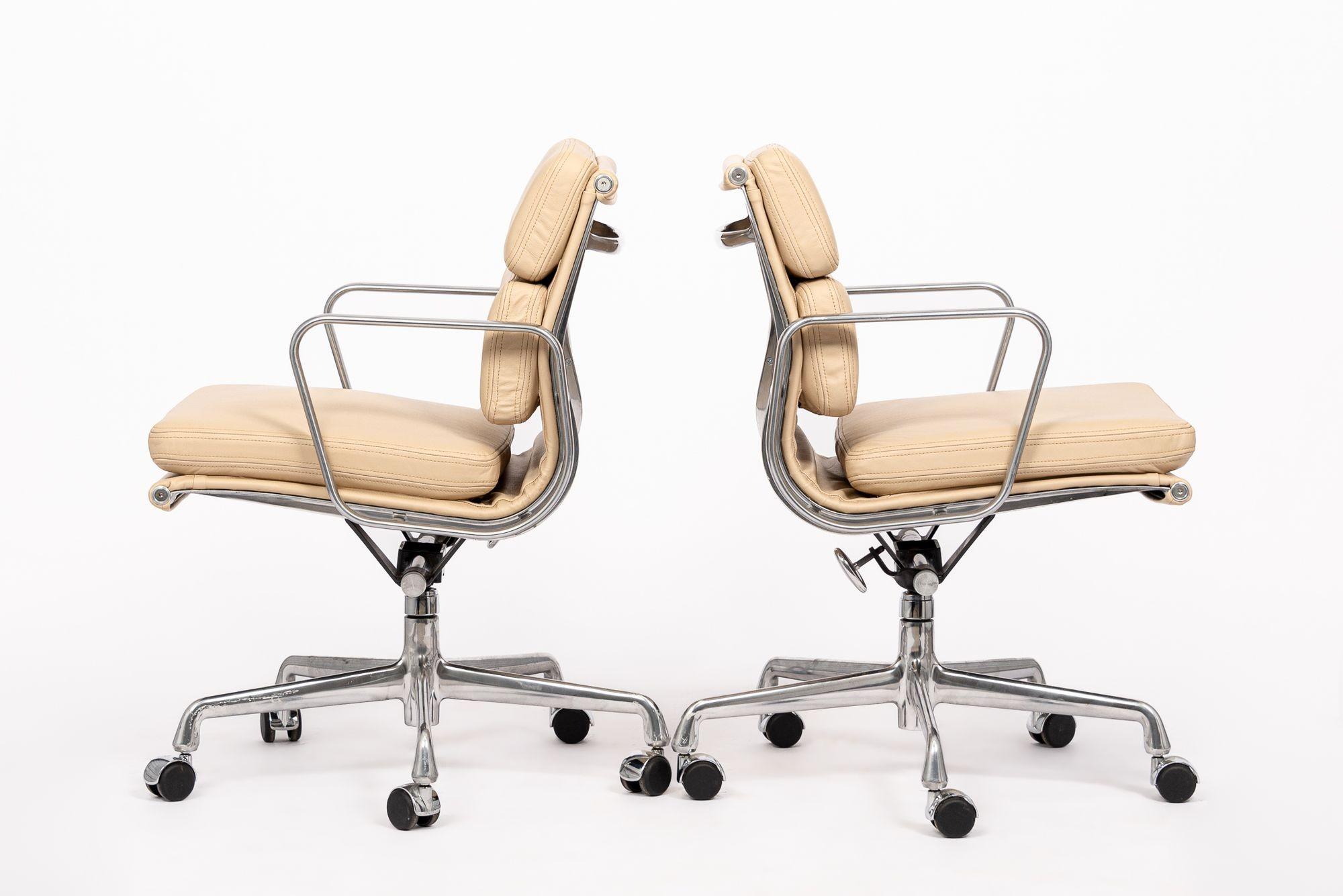 Eames for Herman Miller Cream Leather Office Chair Pair 2000s In Good Condition For Sale In Detroit, MI