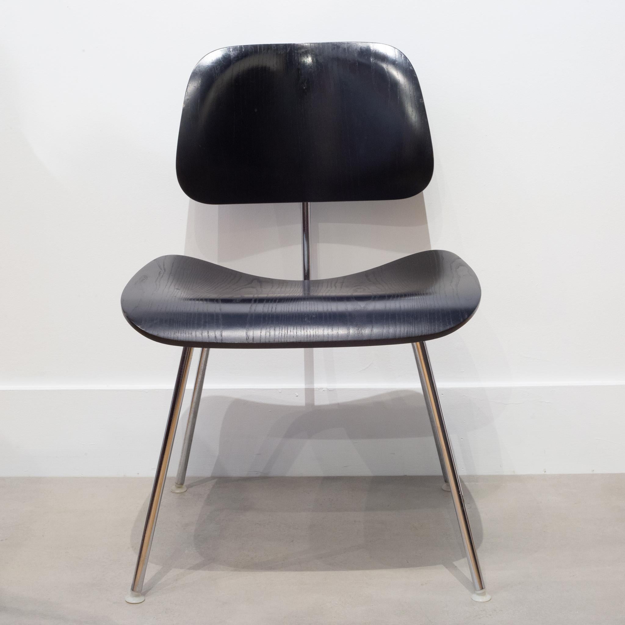 About

Price is per chair. 

An early production pair of ebonized Eames LCM (lounge chair metal) with original finish and original Herman Miller/Charles Eames foil label. The original screw-on glides are on each foot. Minor wear and slight