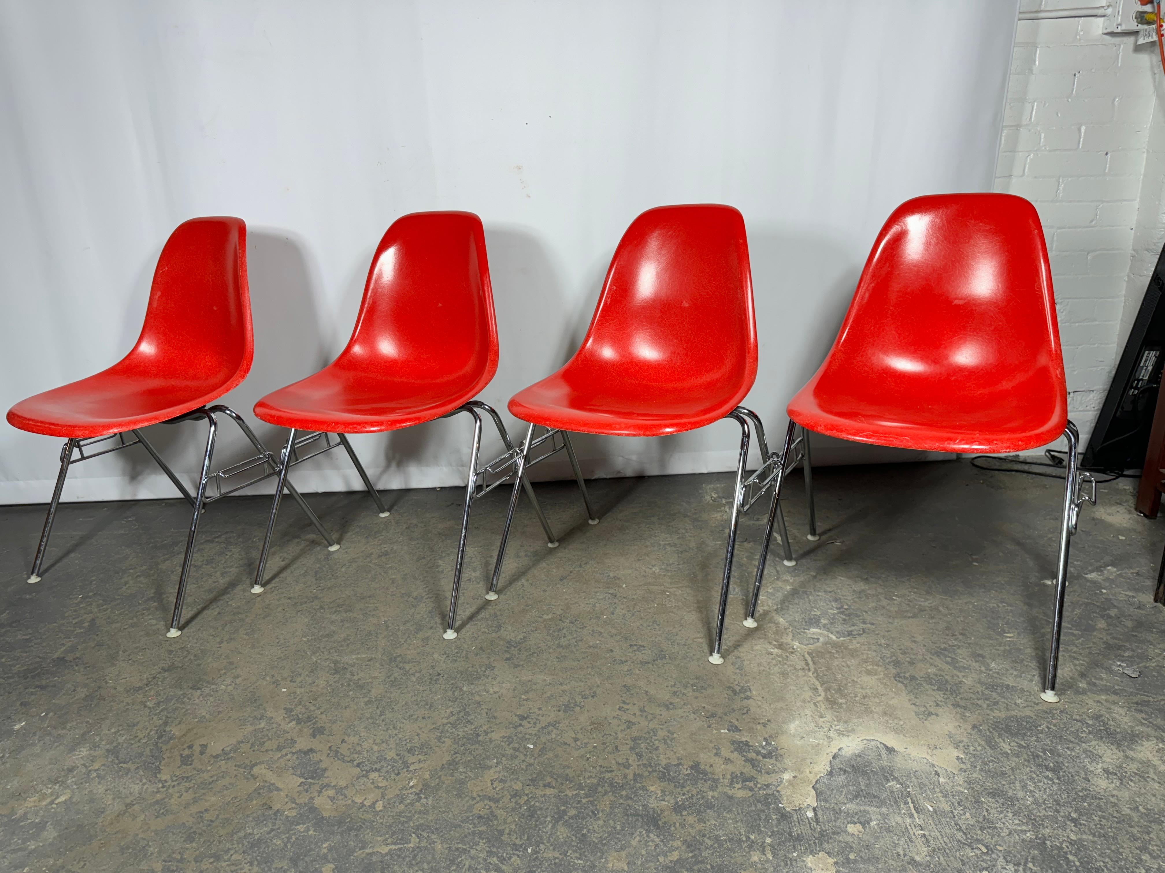 Eames for Herman Miller DSS Fire Engine Red Fiberglass Shell Chair In Good Condition In Buffalo, NY