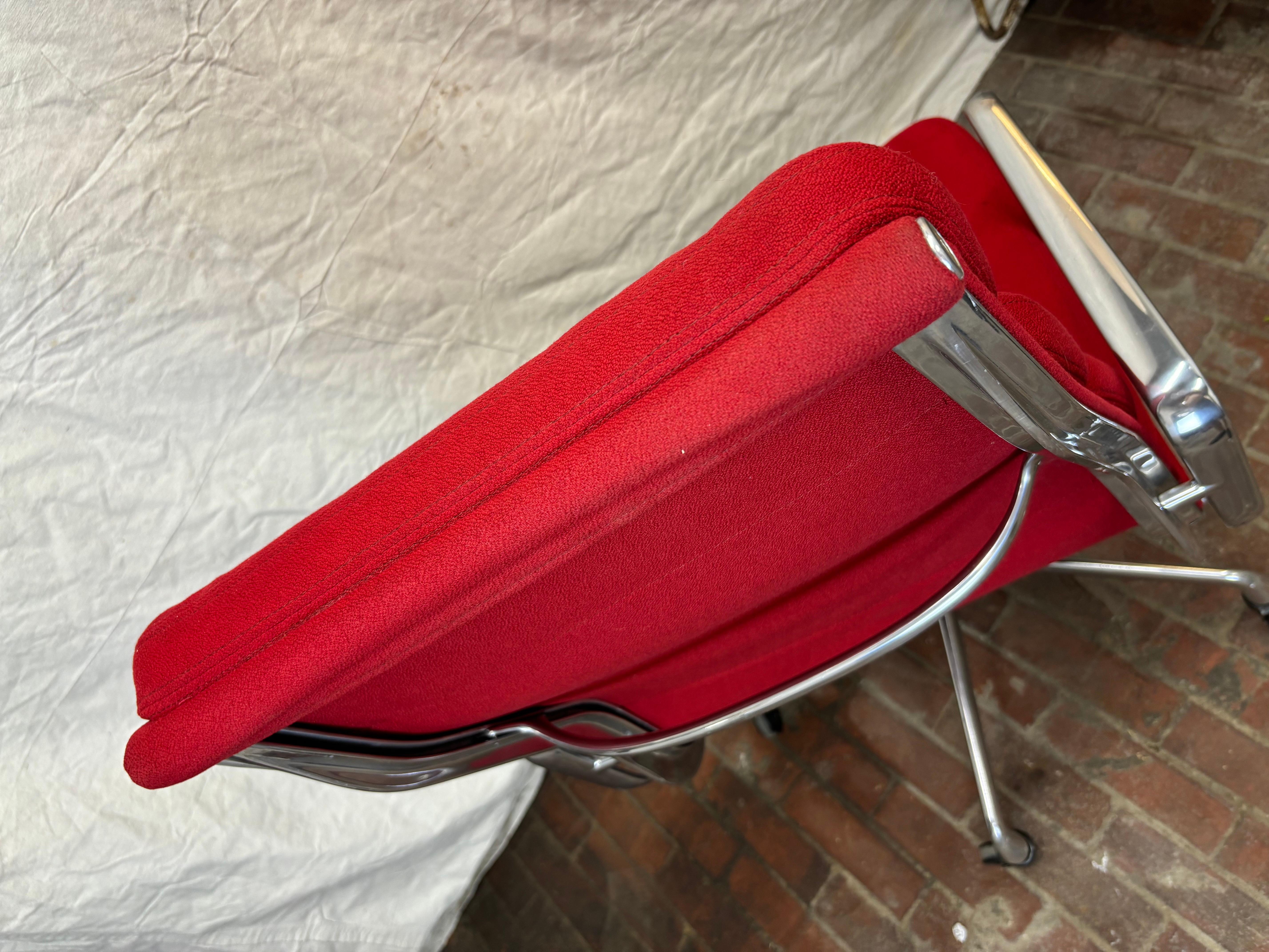 Aluminum Eames for Herman Miller Executive Soft Pad Chairs/ 8 available