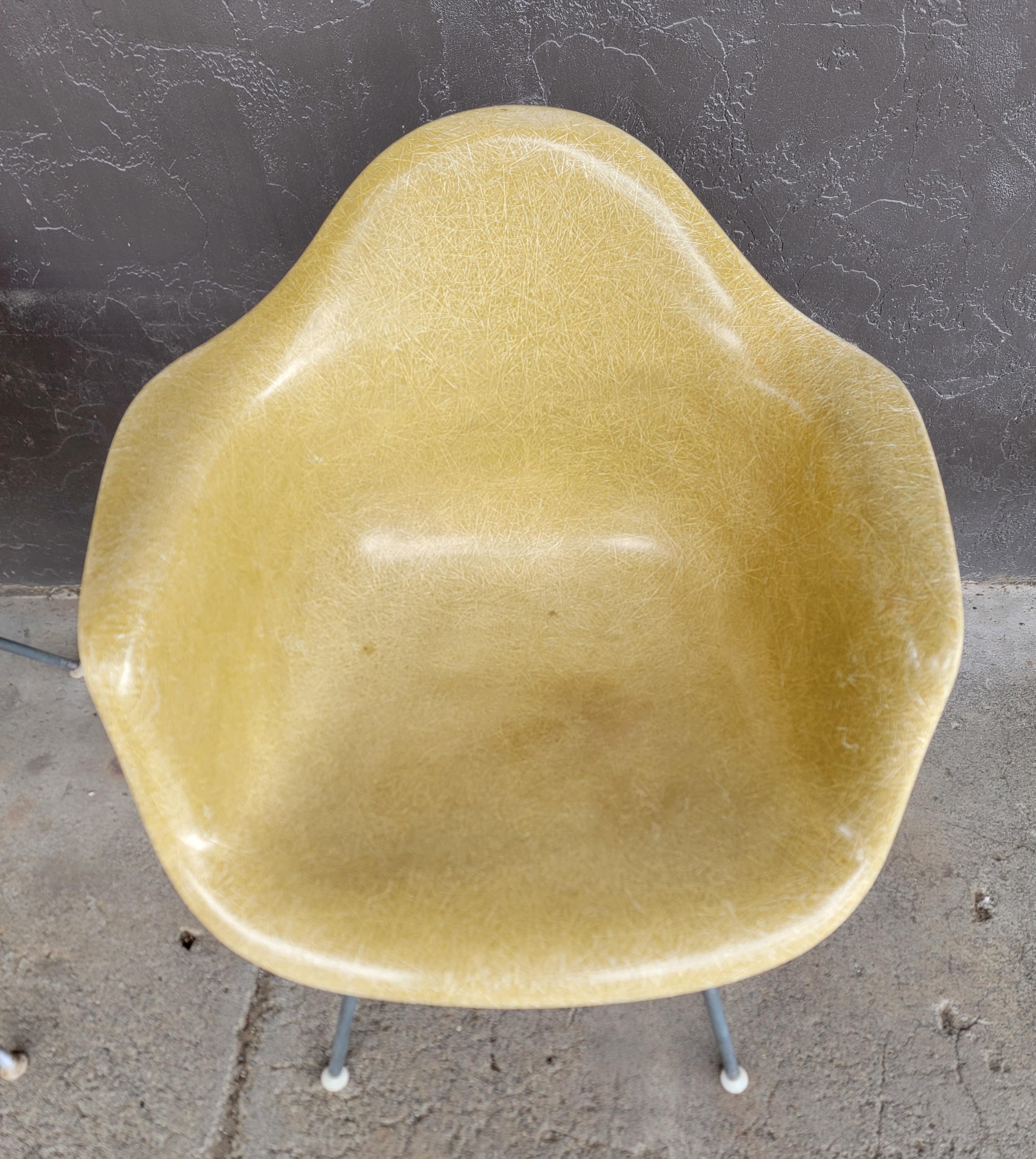 Eames Fiberglass Armchairs Herman Miller Circa. 1960's A Pair For Sale 4
