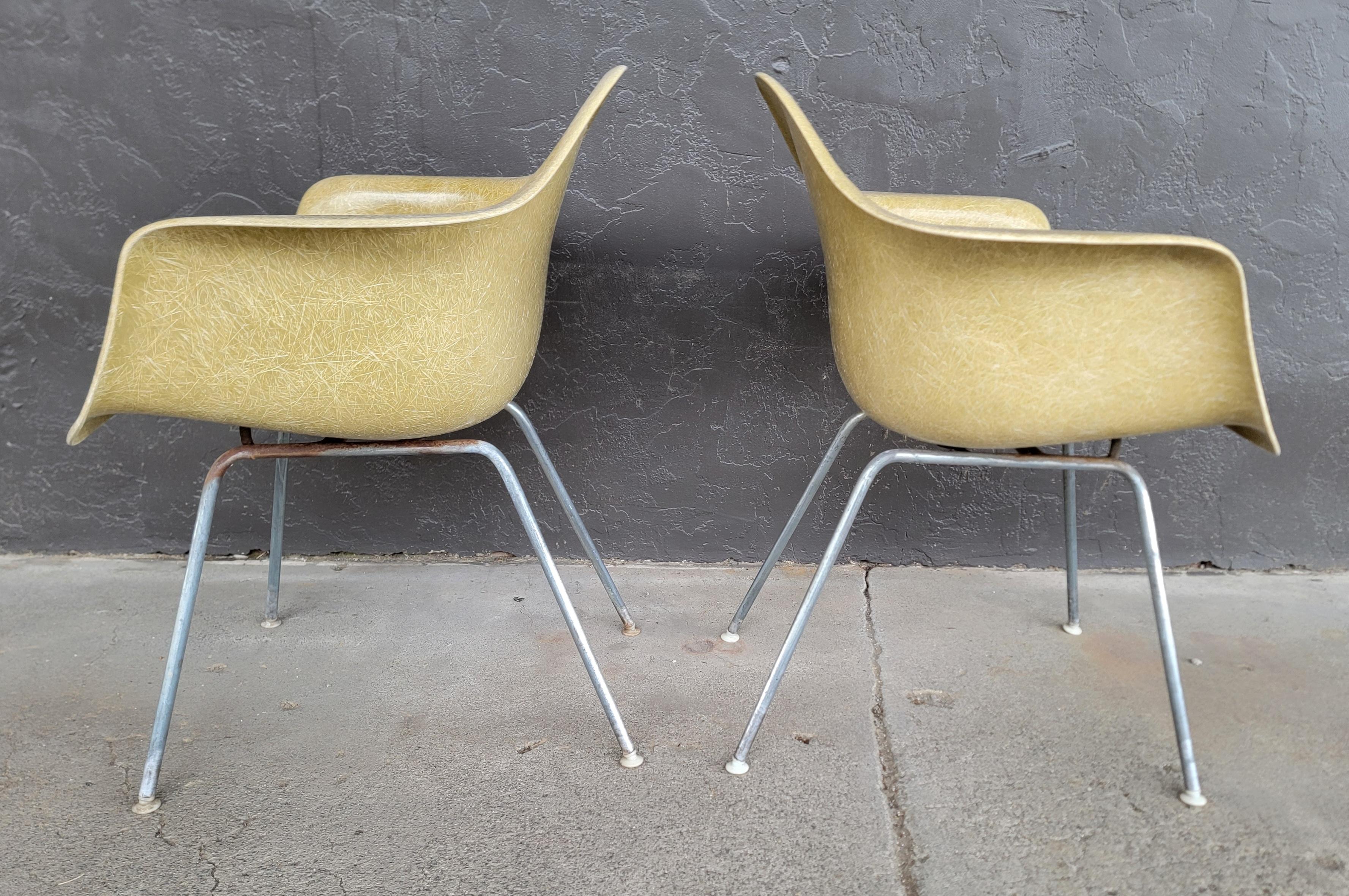 Eames Fiberglass Armchairs Herman Miller Circa. 1960's A Pair In Good Condition For Sale In Fulton, CA