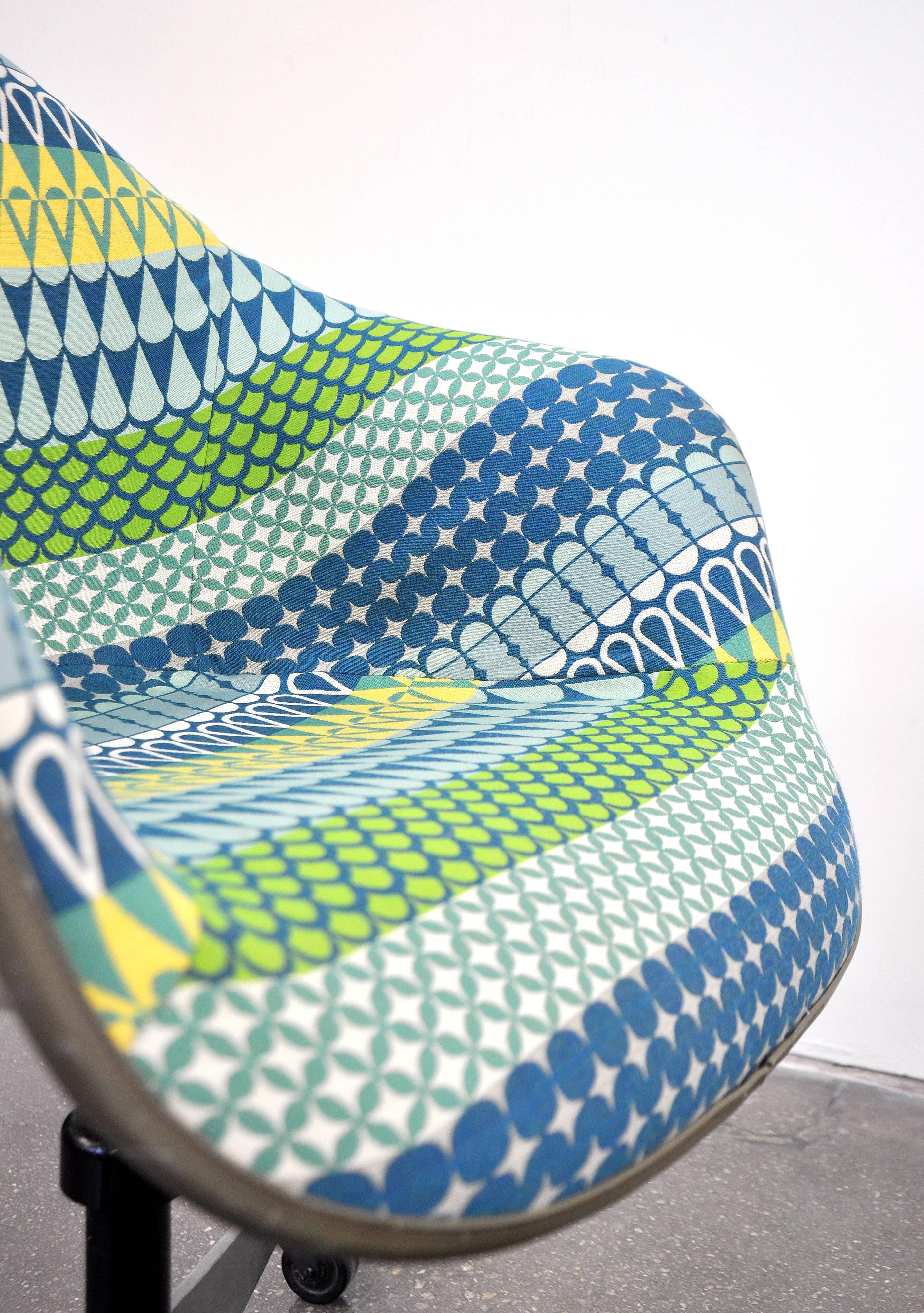 Eames Herman Miller Fiberglass Rolling Shell Chair Alexander Girard Style Fabric 3