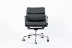 Eames für Herman Miller Bürostuhl aus grauem Leder 2000er Jahre