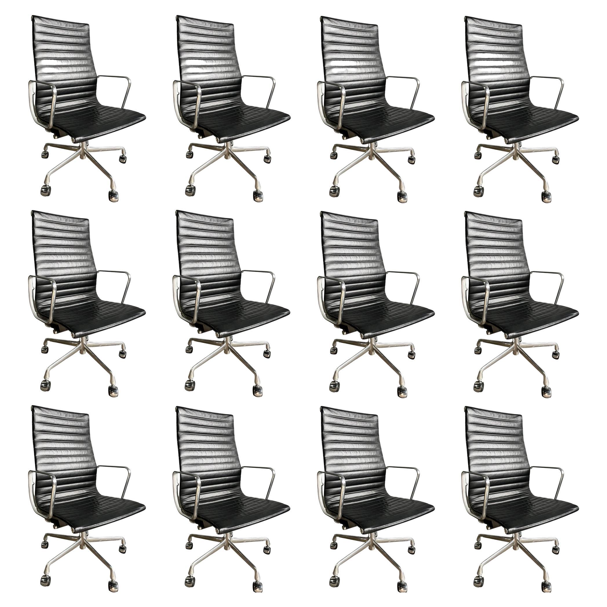 Chaises de groupe à haut dossier en aluminium Eames pour Herman Miller