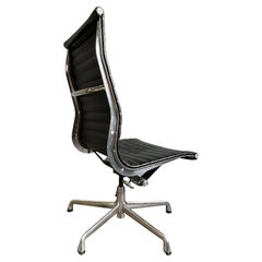 Sillas de cuero con respaldo alto Eames para Herman Miller