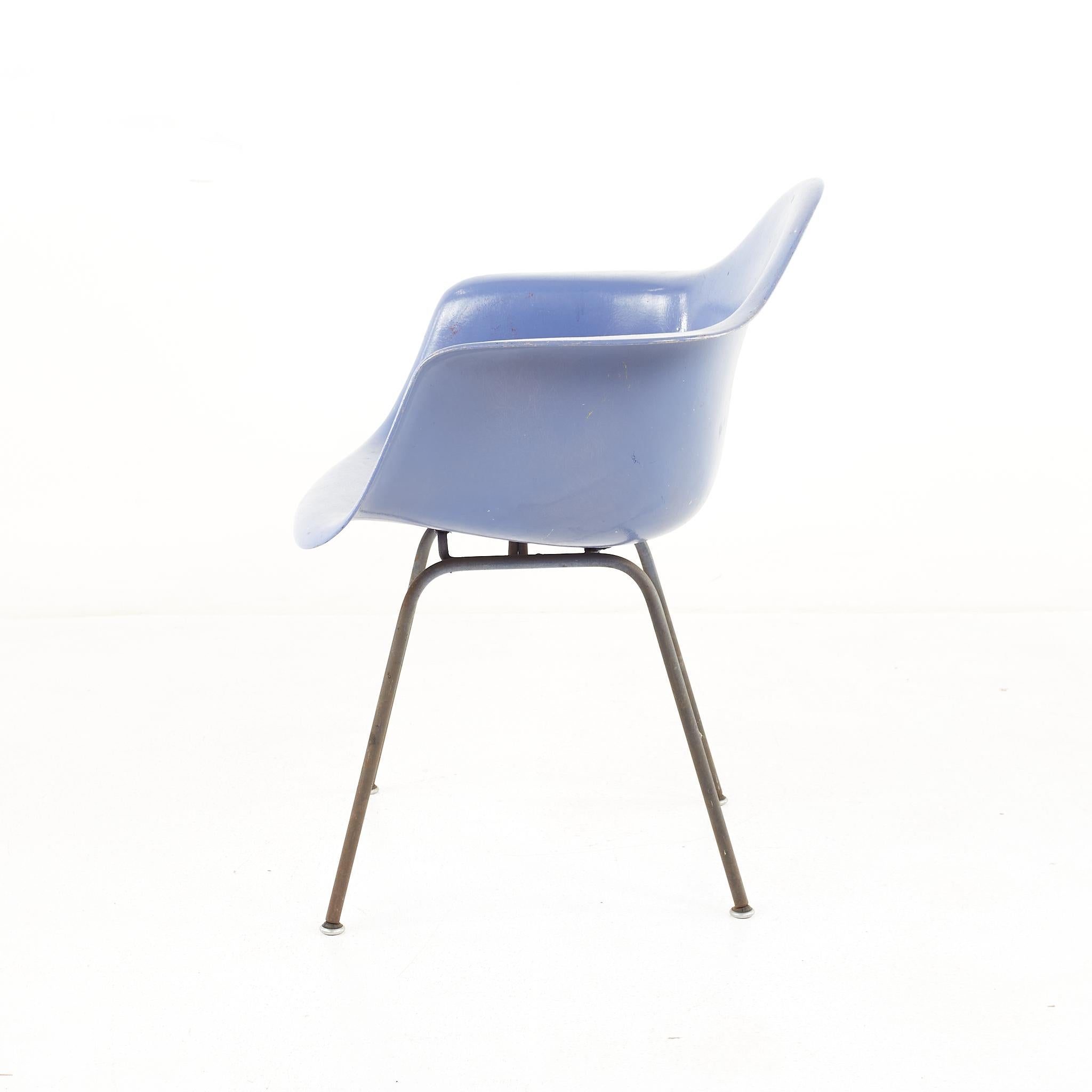 Eames For Herman Miller Mid Century Fiberglass Shell Blue Chair For Sale 1