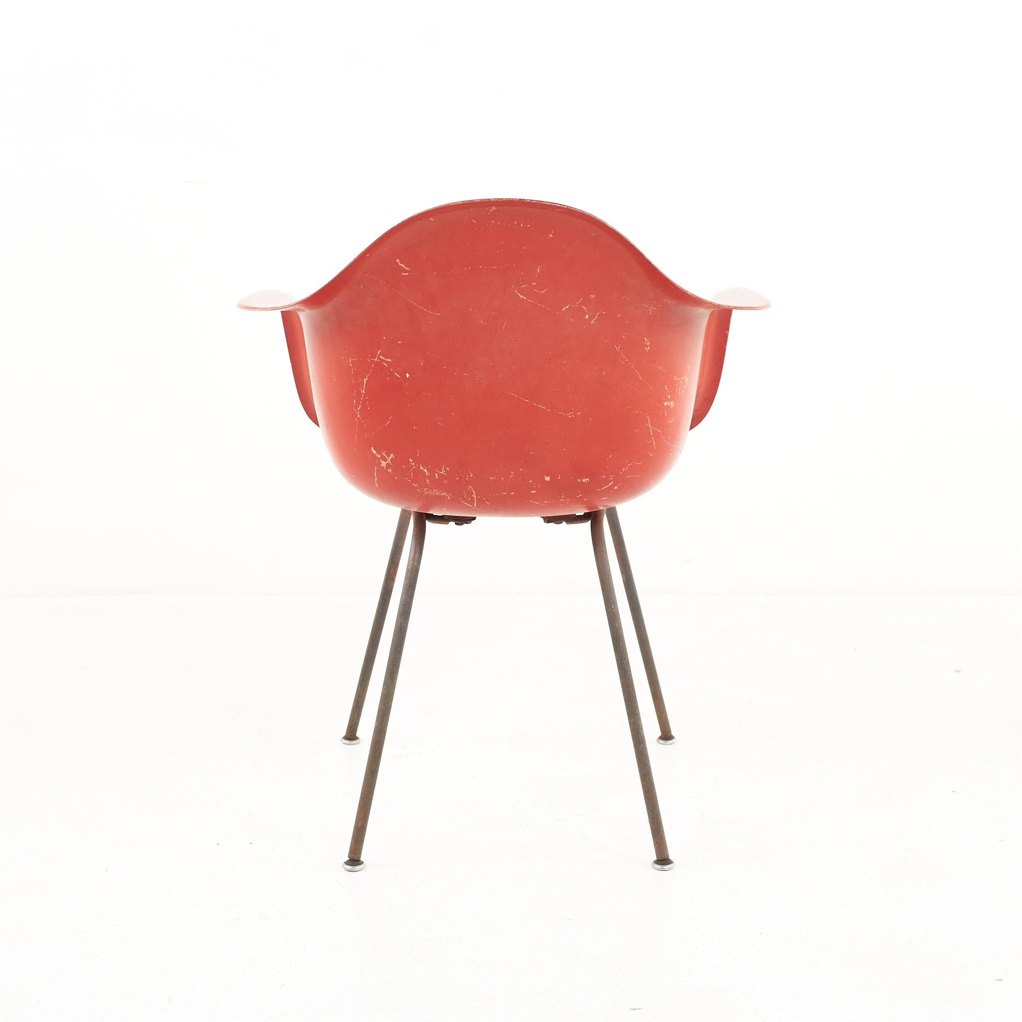 Eames For Herman Miller Mid Century Fiberglass Shell Red Chair In Good Condition For Sale In Countryside, IL